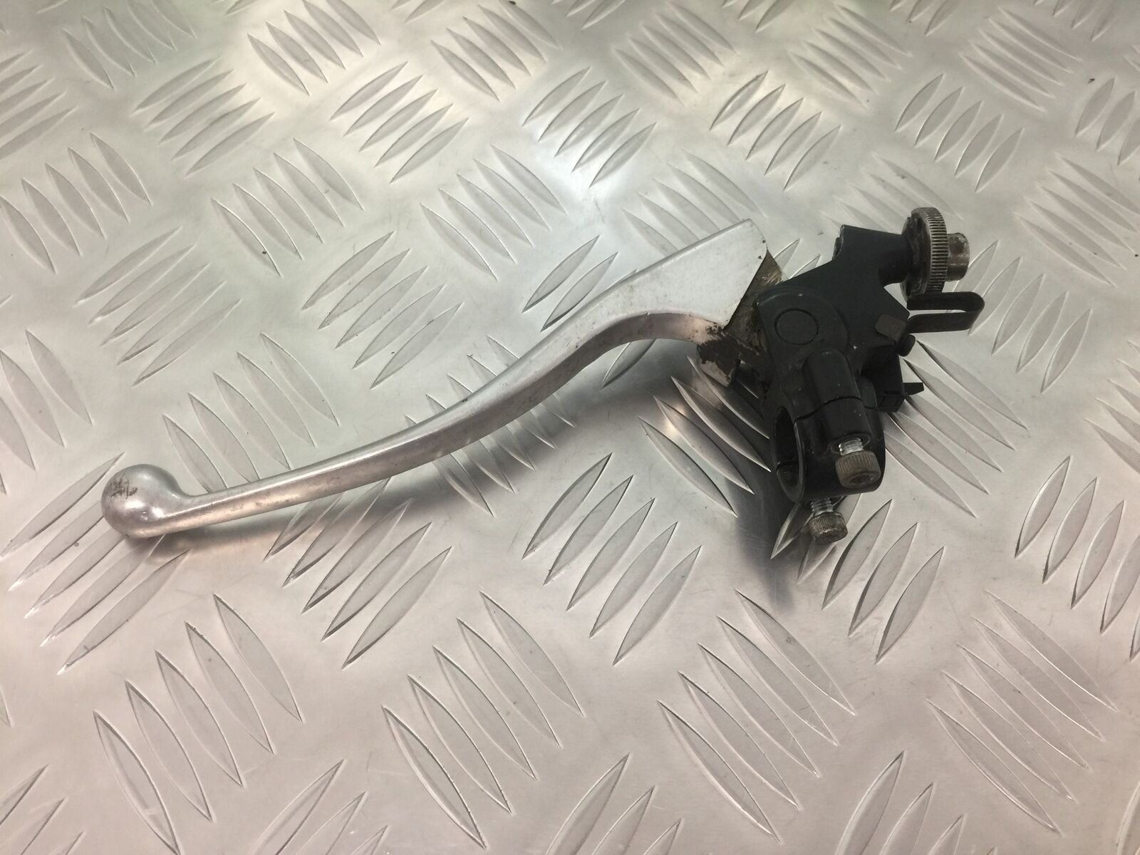 KAWASAKI ZX12R ZX12 R CLUTCH LEVER AND BRACKET YEAR 2000 (STOCK 913)