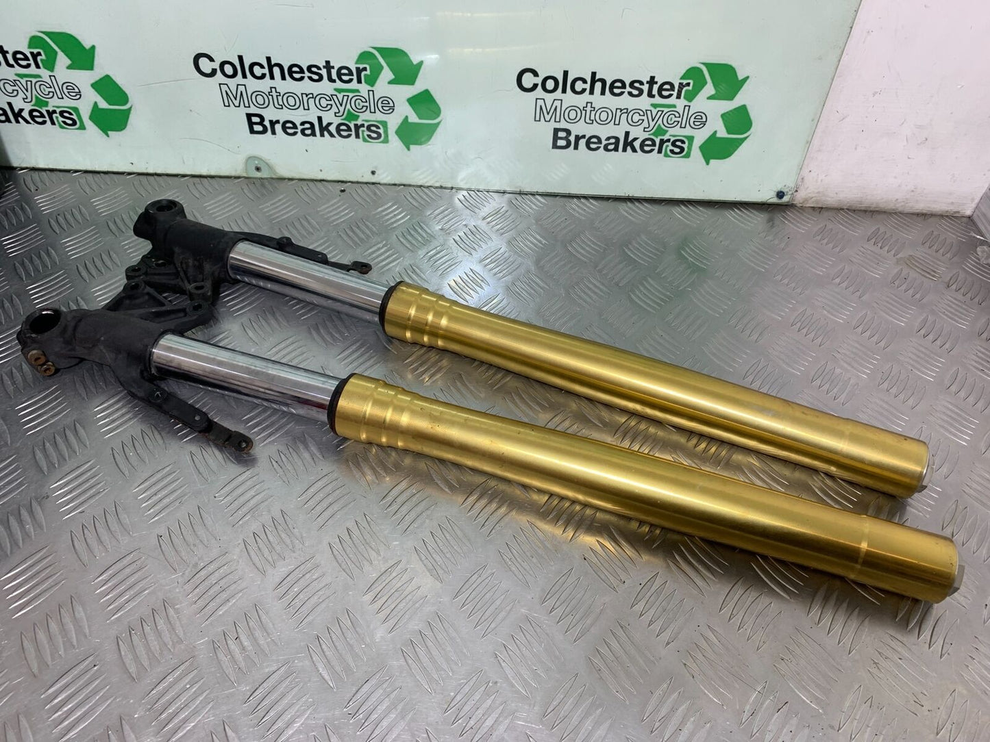 TRIUMPH TIGER 800 XC FORKS  YEAR 2011-2014 (CMB1022)