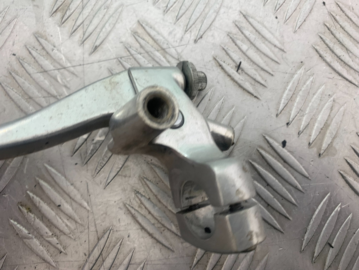 HONDA VTX1300 S-6 CLUTCH LEVER AND BRACKET  YEAR 2004-09 (CMB1159)