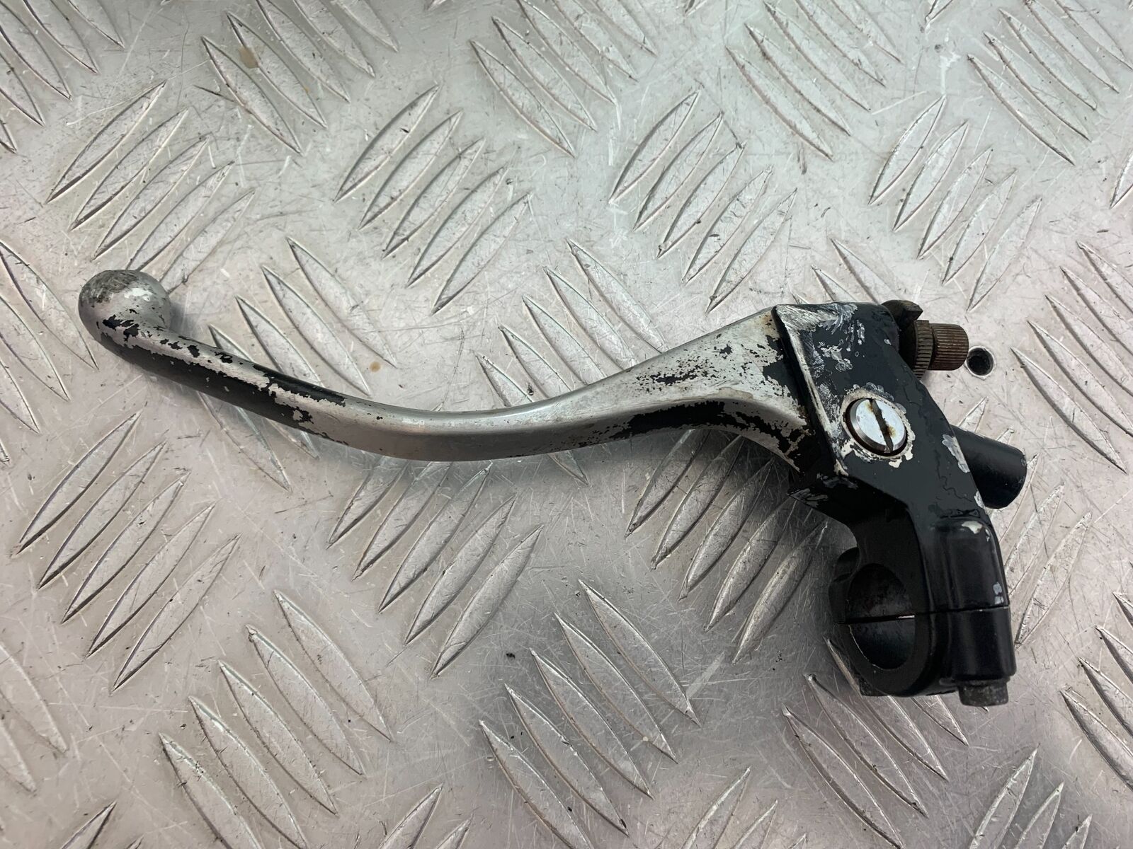 HONDA CBR600 CBR 600 F2 CLUTCH LEVER AND BRACKET  YEAR 1991-1993 (CMB1114)
