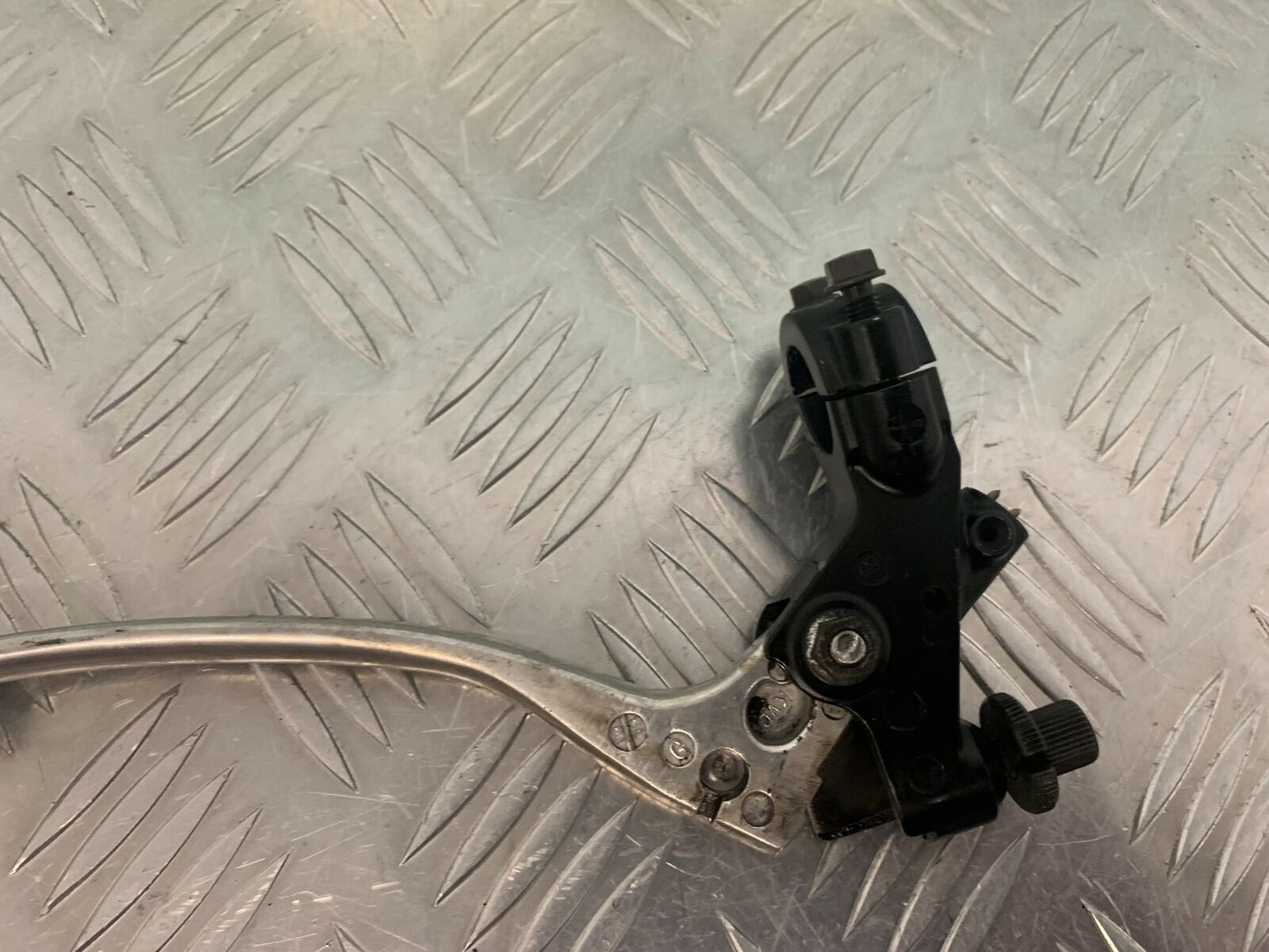 HONDA CBR600 CBR 600 F4I CLUTCH LEVER AND BRACKET  YEAR 2001-2003 (STOCK 978)