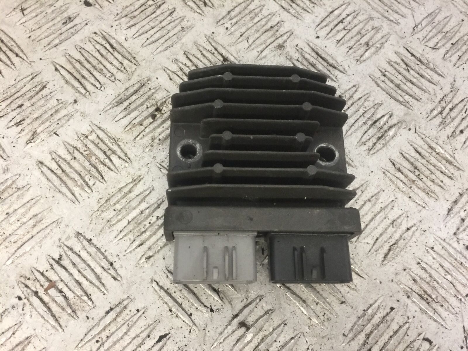 HONDA CB650 F CB 650 FA-H REGULATOR YEAR 2017-2019 (STOCK 710)