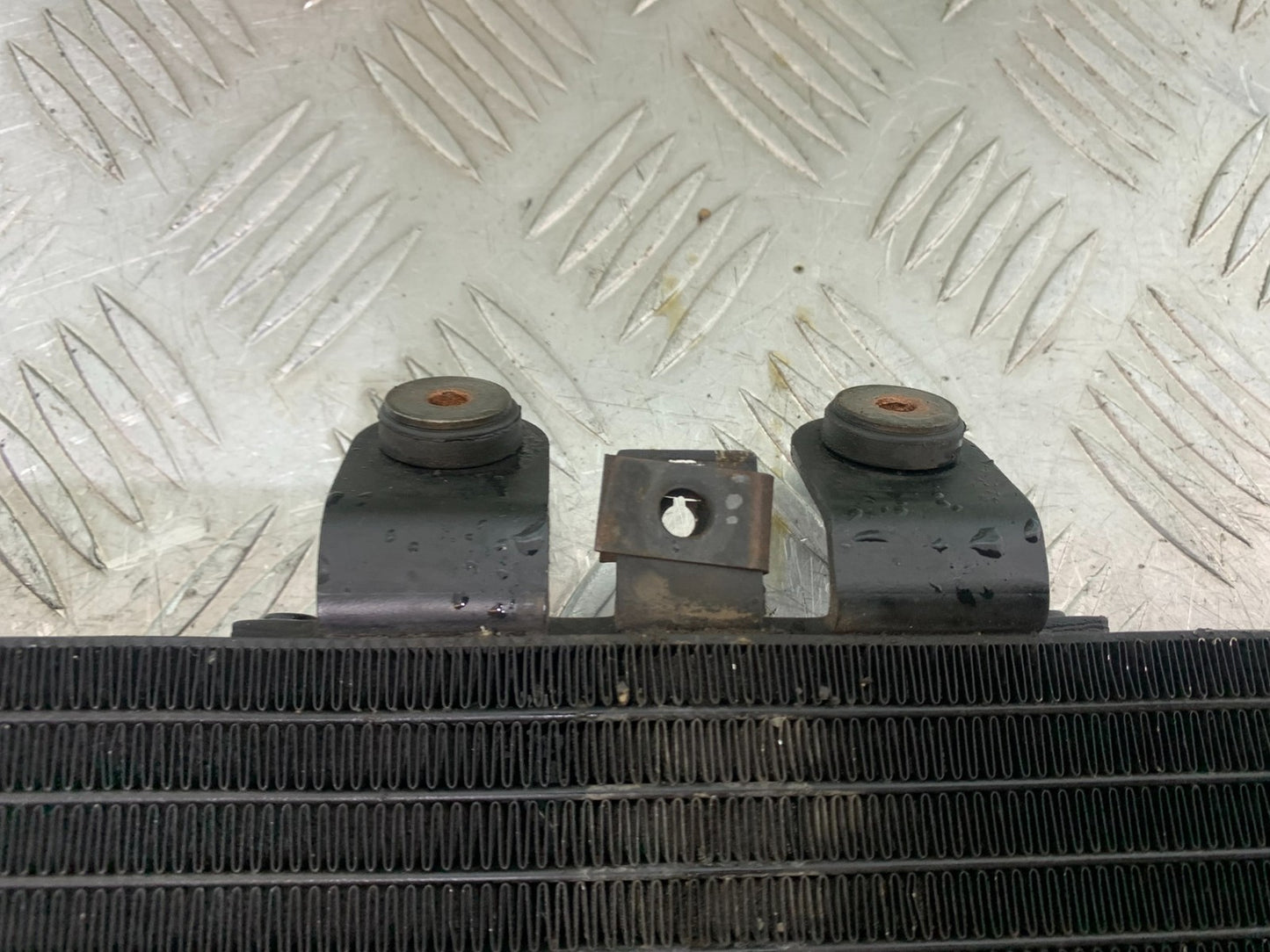 TRIUMPH SPEED TRIPLE R 1050 RADIATOR   2009 (CMB1183)