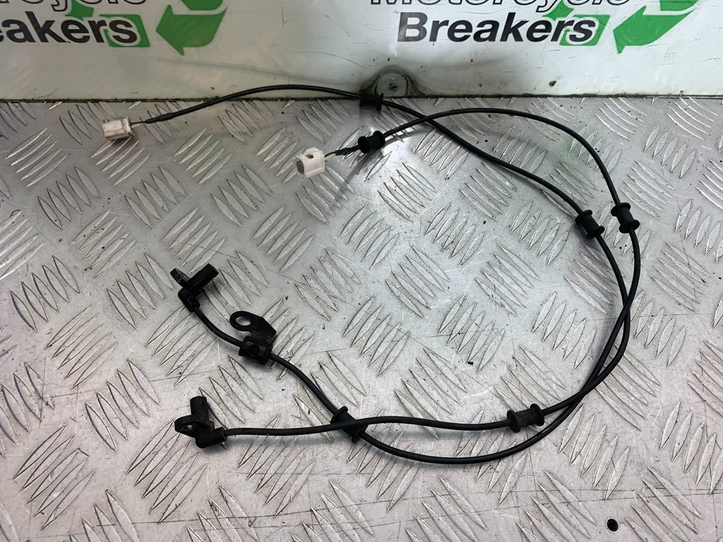 YAMAHA NMAX-125 N MAX 125 FRONT AND REAR ABS SENSORS   YEAR 2015-2020  (CMB1231)