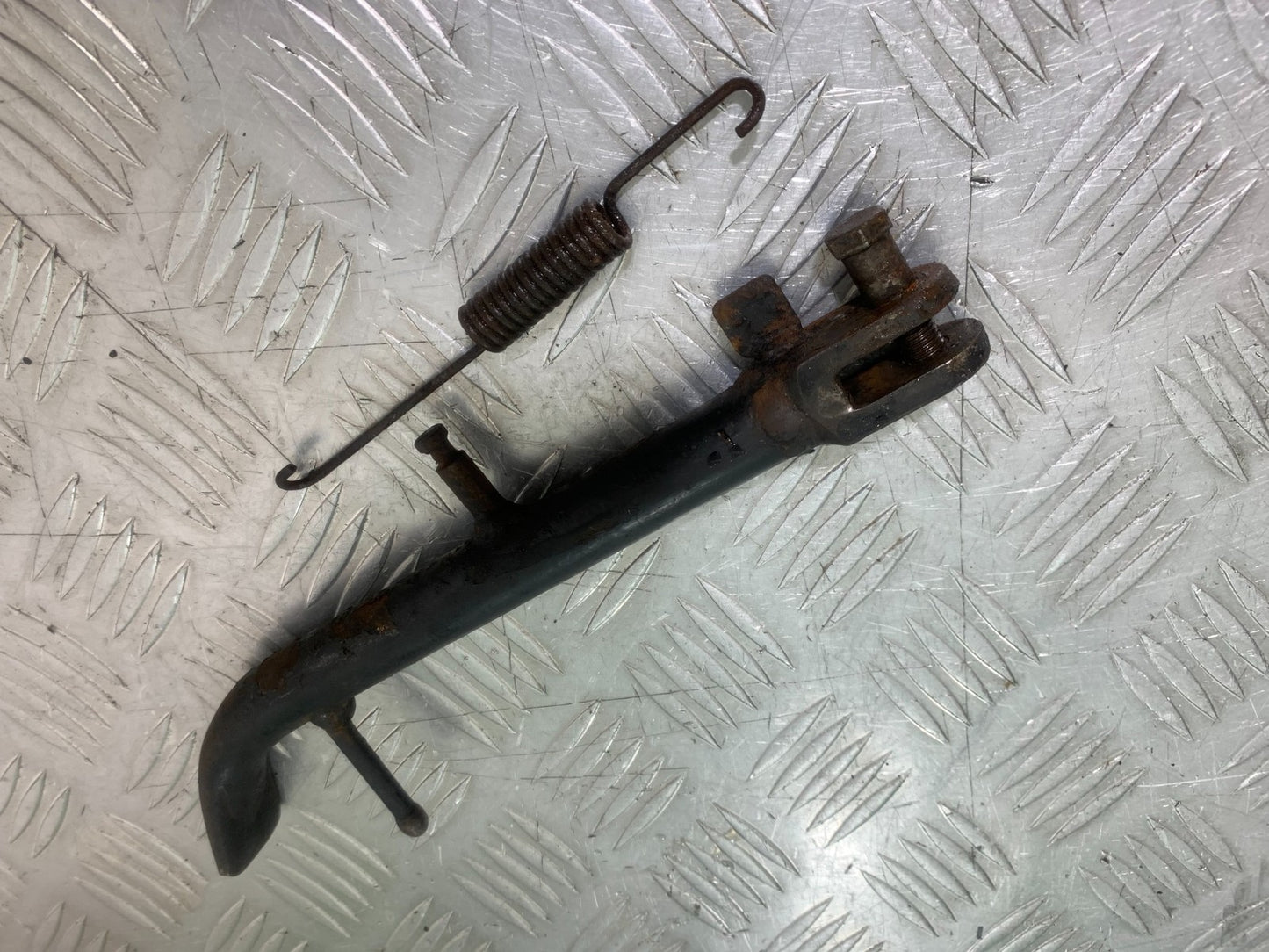 SUZUKI GS500 GS 500 SIDE STAND YEAR 2001-2008 (CMB1254)