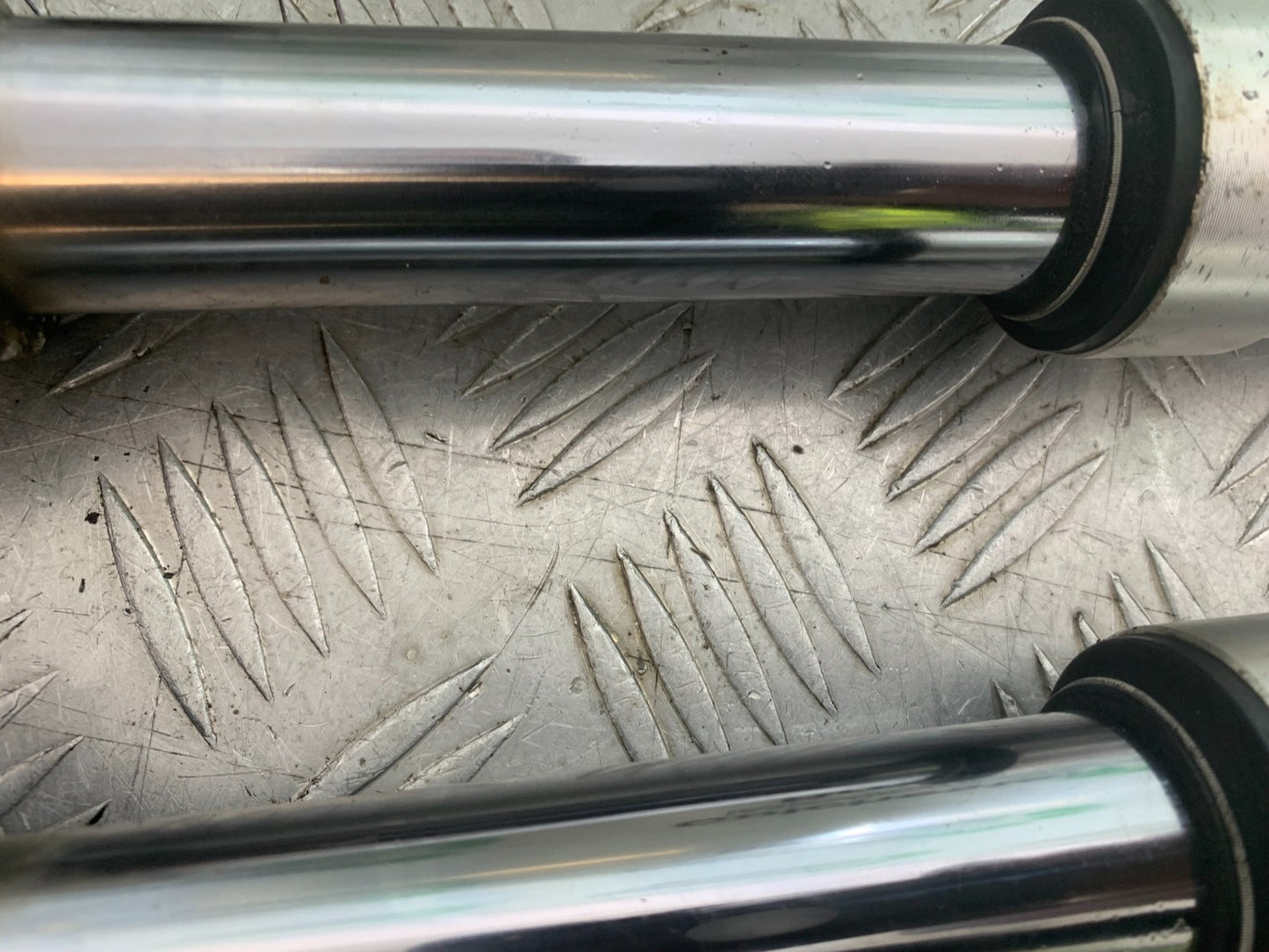 BENELLI BN125 BN 125 FORKS   YEAR 2018-2021 (CMB1245)