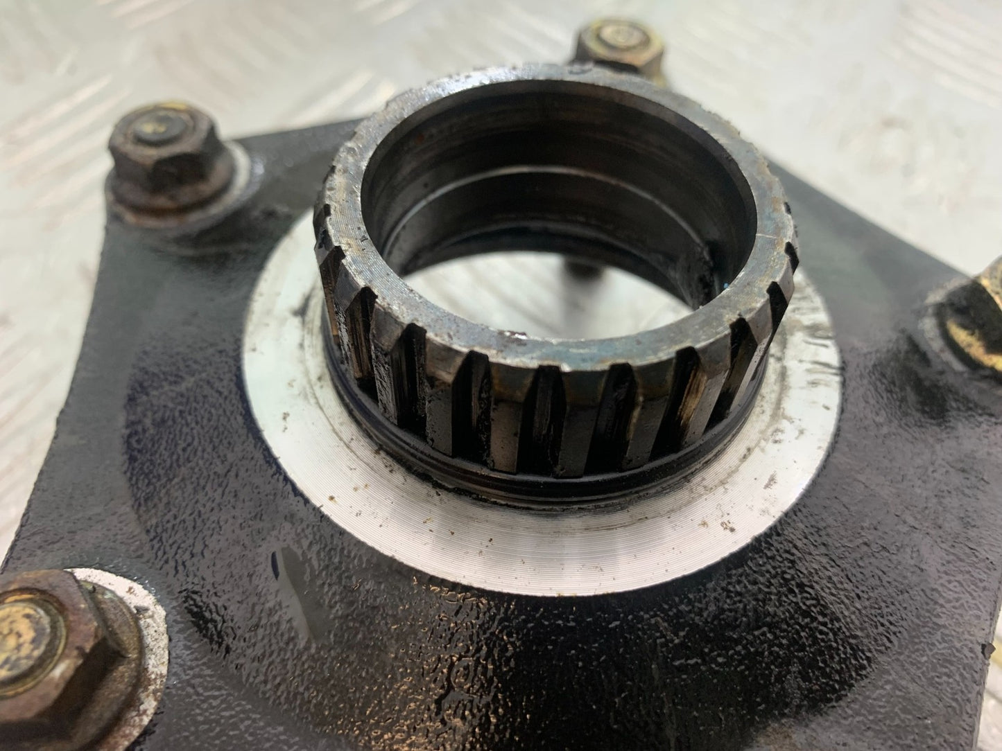 HONDA NT650 V DEAUVILLE DRIVE FLANGE  YEAR 1999 (CMB1268)
