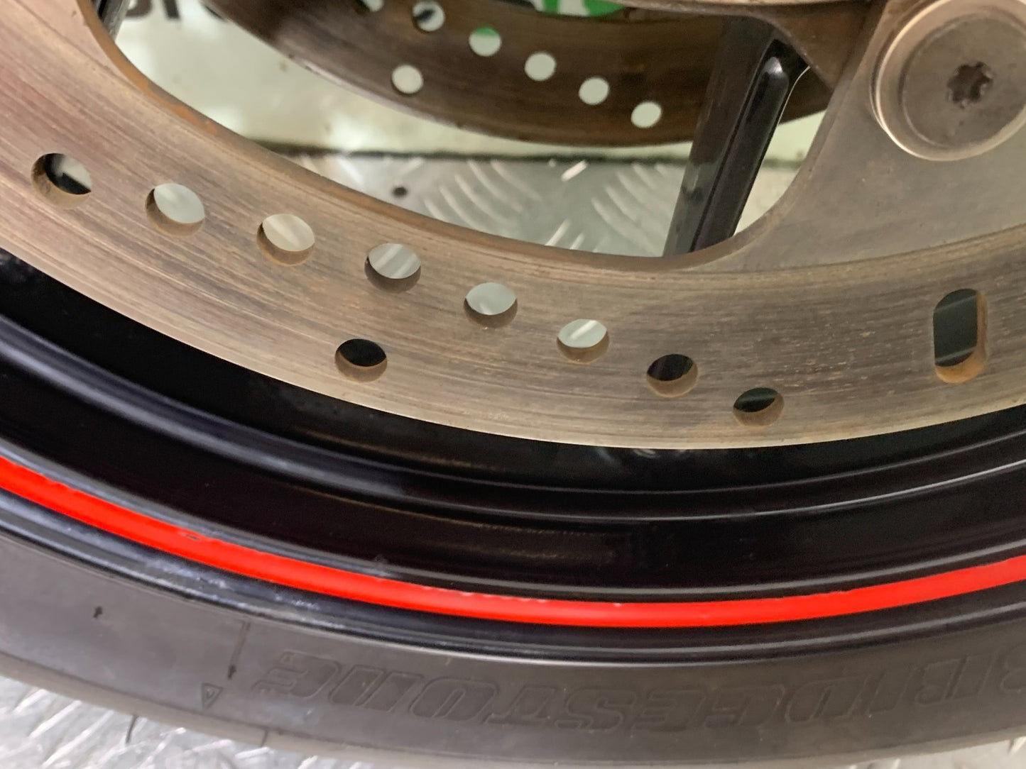BMW S1000 RR FRONT WHEEL AND DISCS  YEAR 2015-2018 (CMB1246)