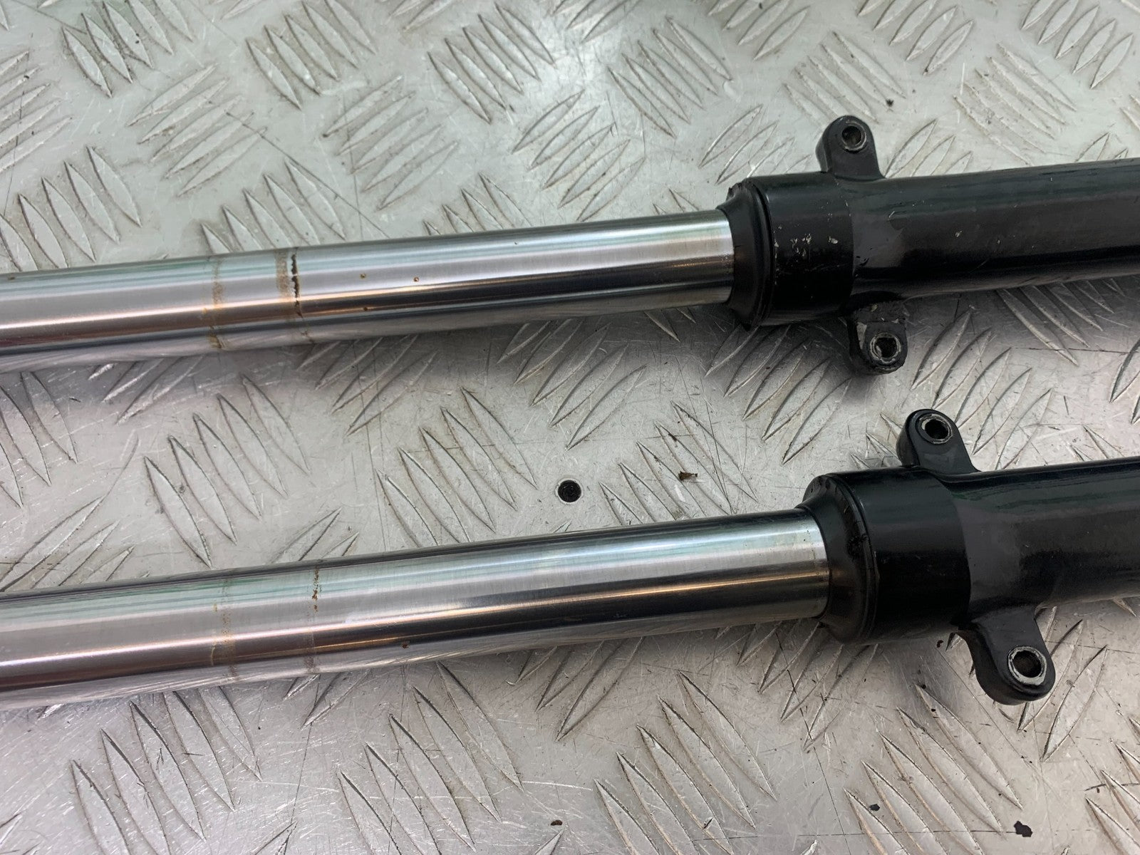 HONDA CBF125 CBF 125 FORKS YEAR 2009-14 (CMB1182)