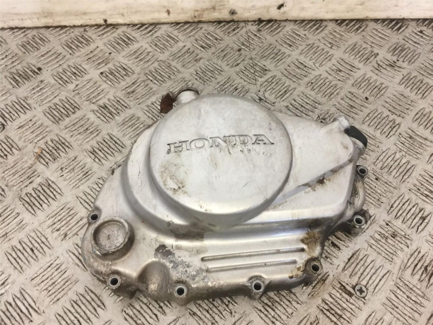 HONDA CBF125 CBF 125 CLUTCH COVER   YEAR 2011 (STOCK 614)