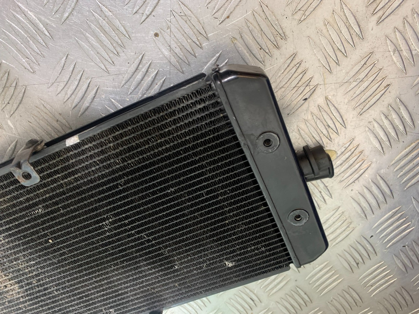 YAMAHA XVS 1300 MIDNIGHT STAR RADIATOR   YEAR 2007-16 (CMB1200)