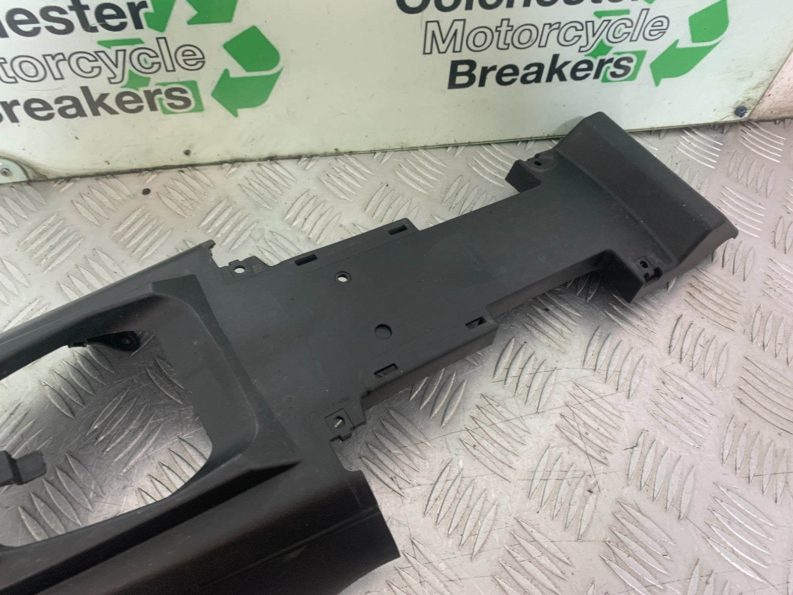 YAMAHA YZF-R125 YZF 125 UNDERTRAY YEAR 2019-2022 (CMB1263)