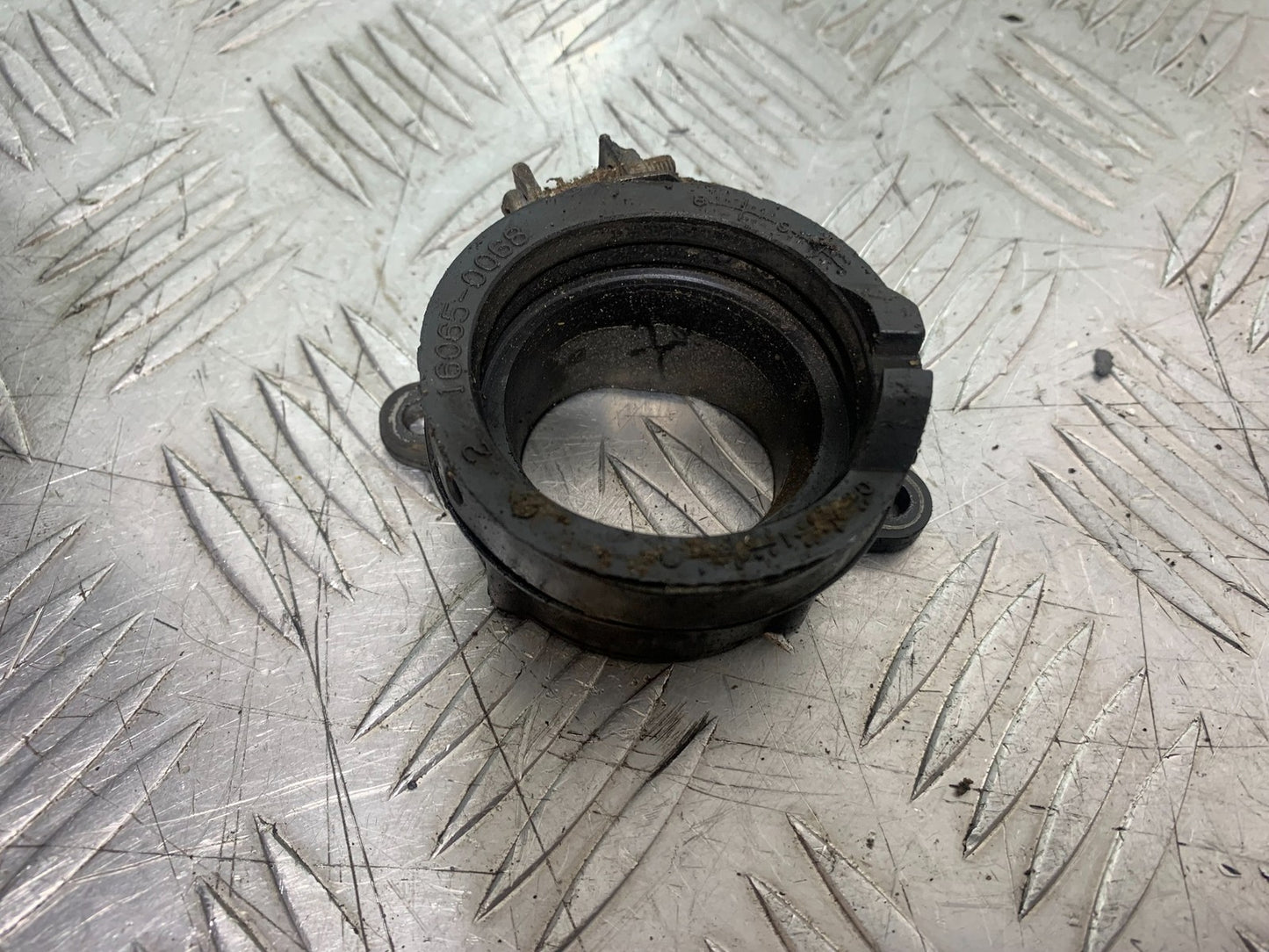 KAWASAKI KXF450 KXF 450 INLET RUBBER  YEAR 2009-2015 CMB1217)