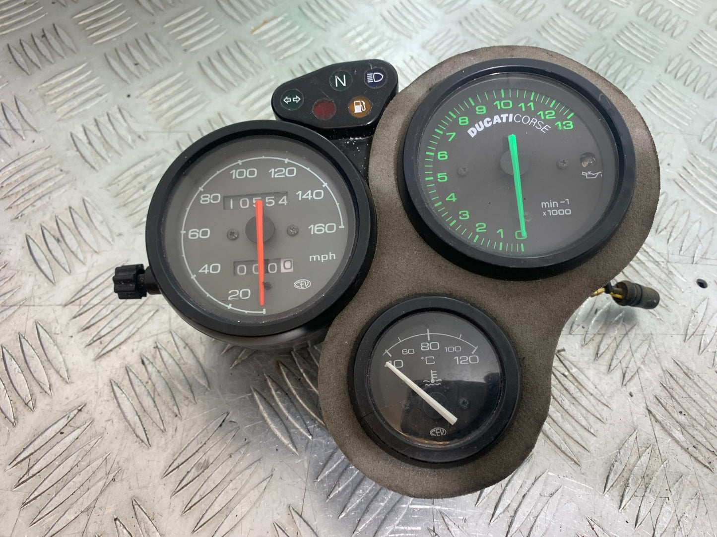 DUCATI 996 SPS 748 916 998 CLOCKS SPEEDO DASH  1999-2000 (CMB1209)