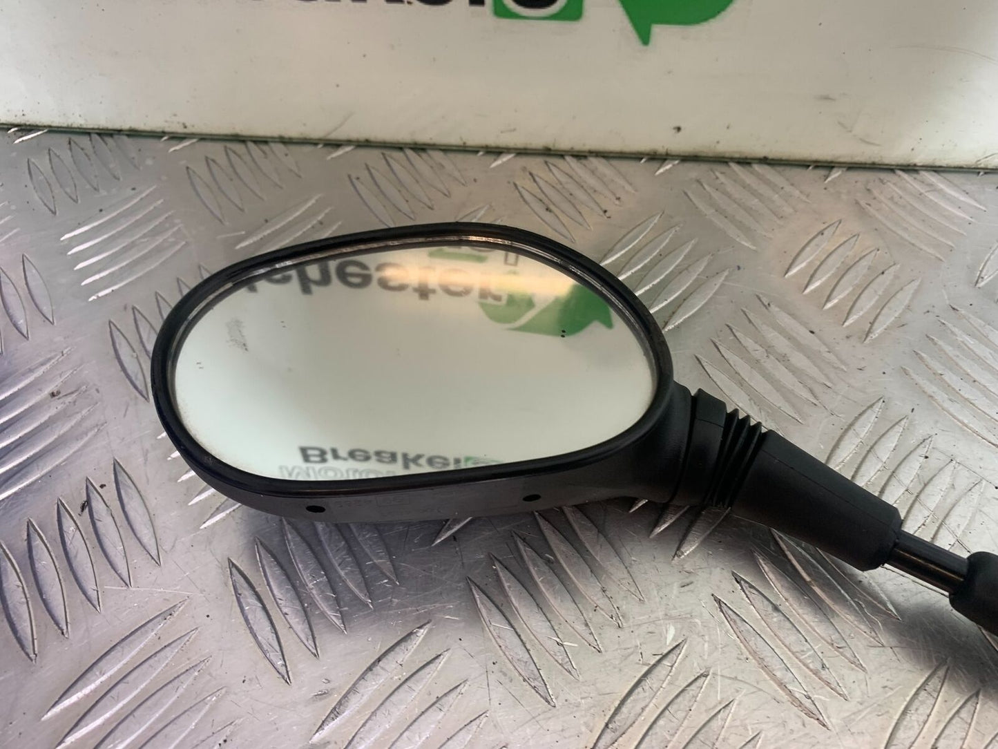 SUZUKI AN 200 UN 200 BURGMAN MIRRORS   YEAR 2007-09 (CMB1128)