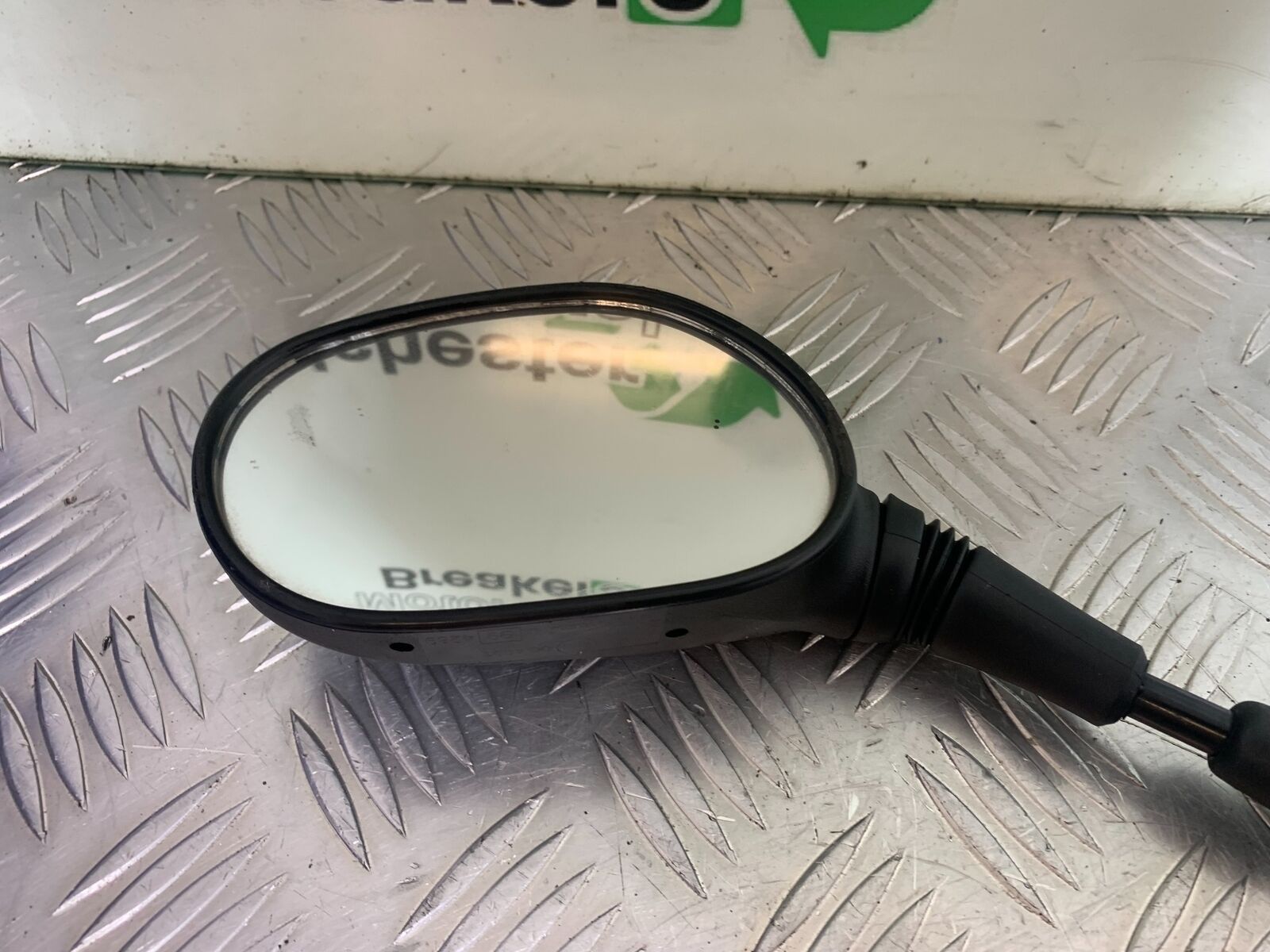SUZUKI AN 200 UN 200 BURGMAN MIRRORS   YEAR 2007-09 (CMB1128)