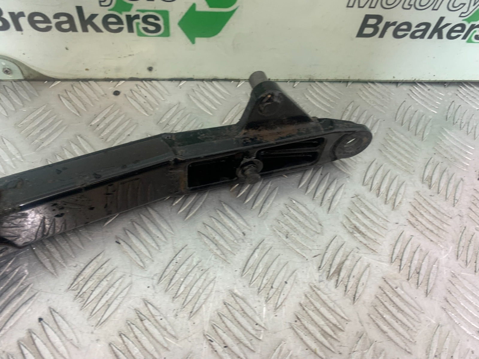 HONDA VTX1300 S*6 SWINGARM   YEAR 2004-09 (CMB1159)