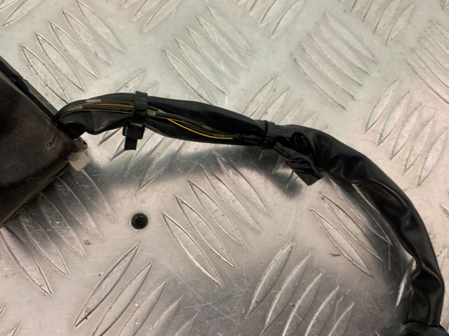SUZUKI SV1000 SV 1000 K4 LEFT SWITCH GEAR  YEAR 2004 (STOCK 990)