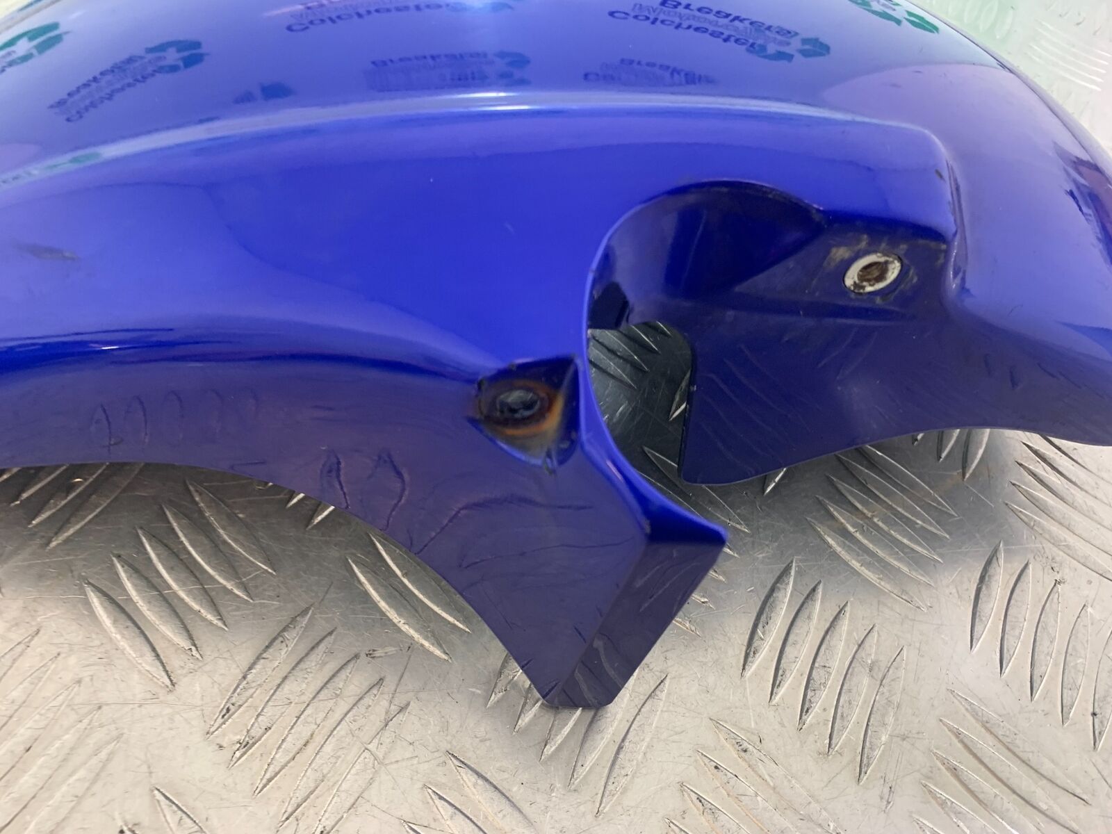 HONDA CB600 CB 600 HORNET FRONT MUDGUARD   YEAR 1998 -2002 (CMB1126)
