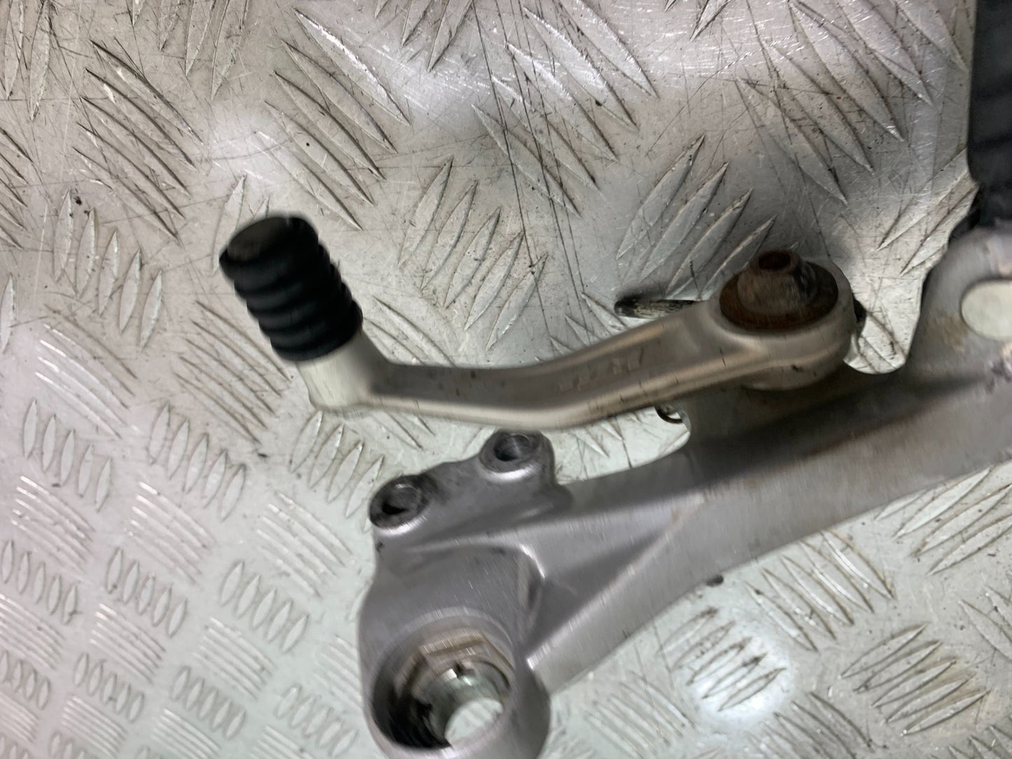 KTM DUKE 125 RIGHT HANGER  YEAR 2012-2016 (CMB1317)