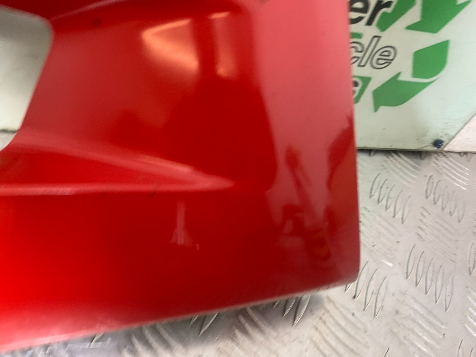 DUCATI 1299 PANIGALE LEFT LOWER FAIRING PANEL YEAR 2016 (CMB 1187)