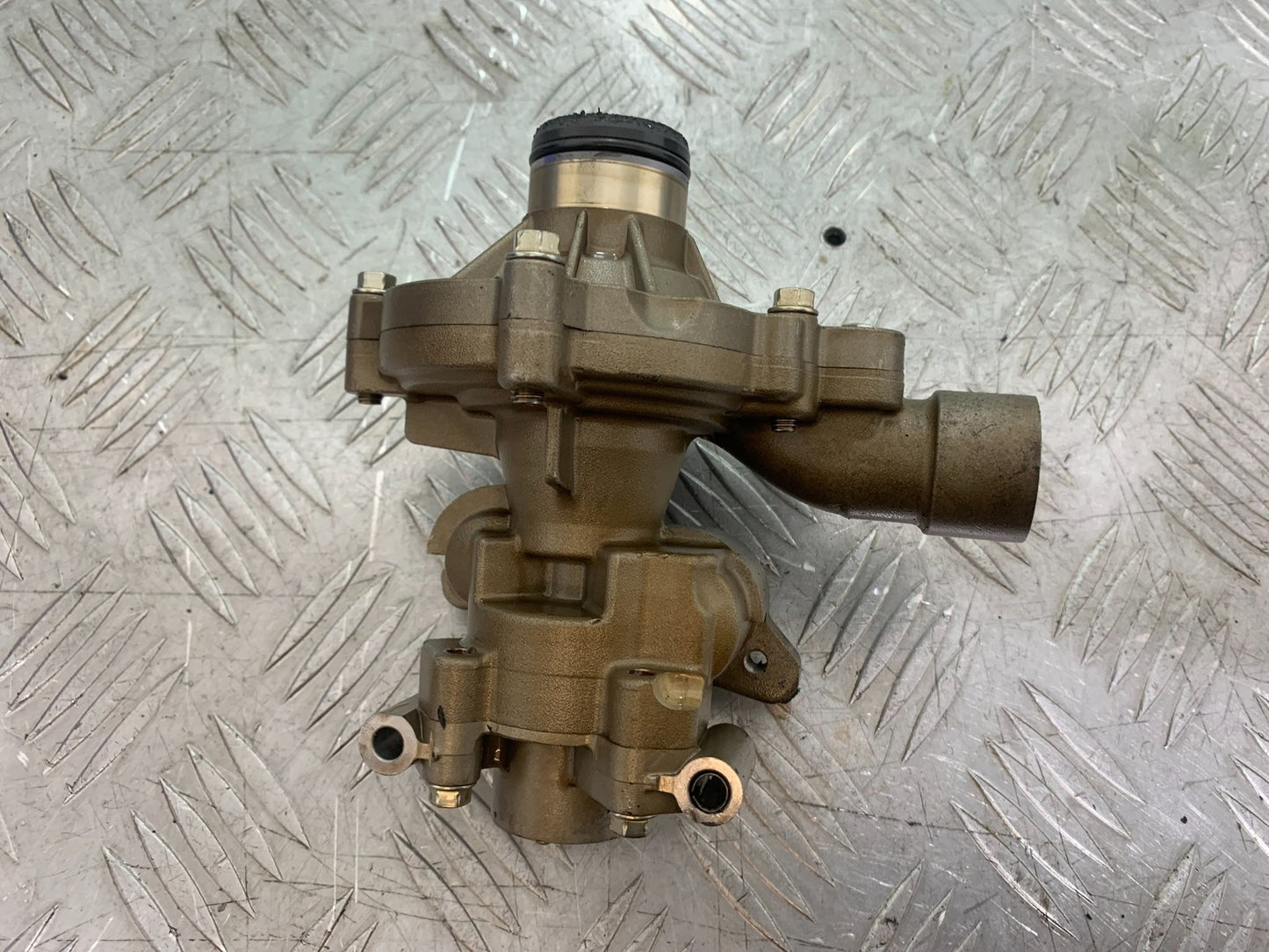 TRIUMPH 675 STREET TRIPLE OIL PUMP  2013-2016 (CMB1186)