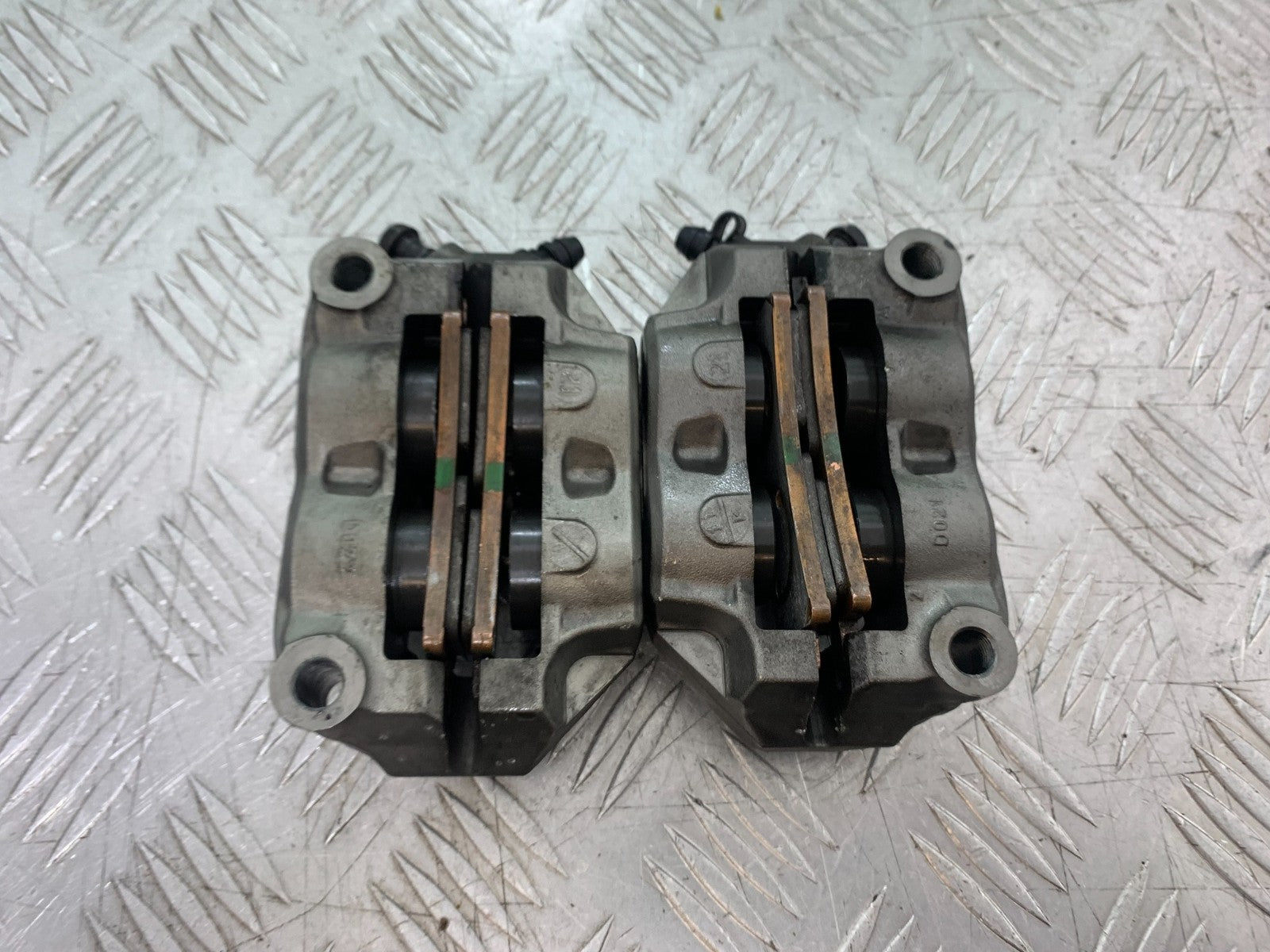 KTM 1290 SUPER DUKE R BREMBO FRONT BRAKE CALIPERS  YEAR 2020-2024 (CMB1272)