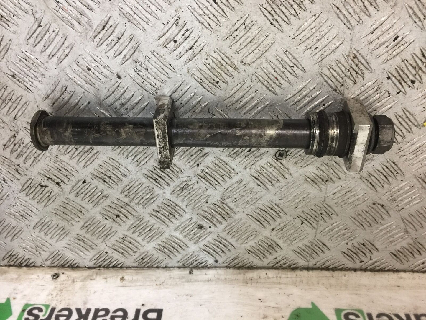 YAMAHA FZ1-N REAR WHEEL SPINDLE  YEAR 2006-2012  (STOCK 787)