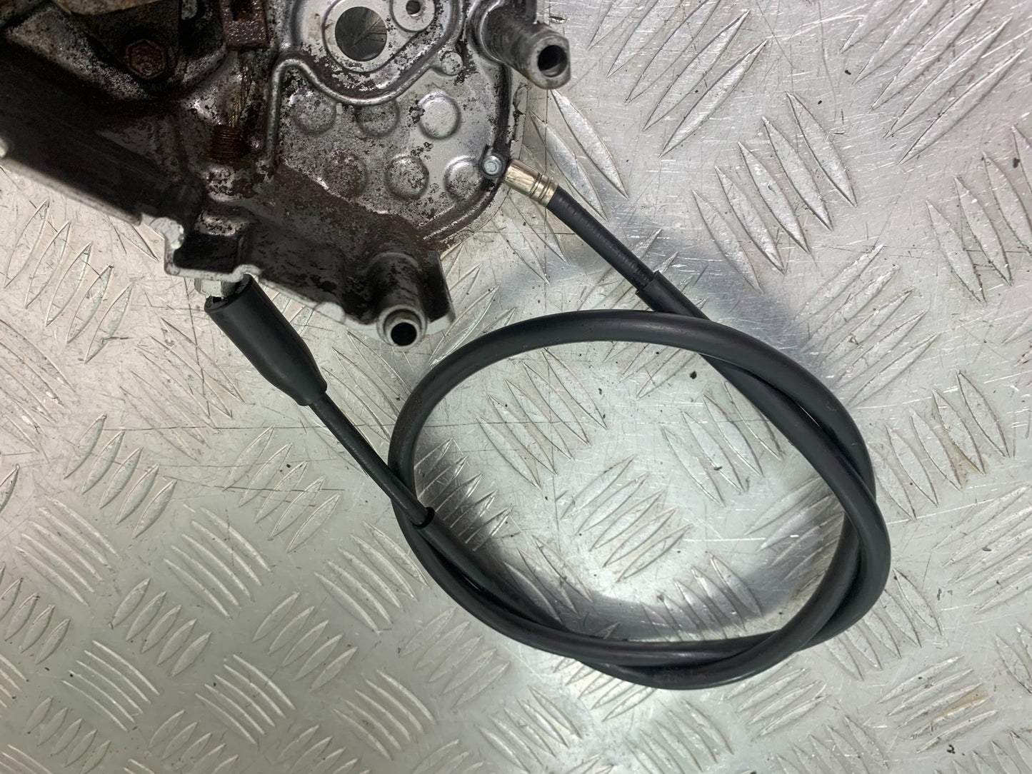 SUZUKI GSF600 GSF 600 BANDIT SPROCKET COVER   2000-2004 (CMB1269)