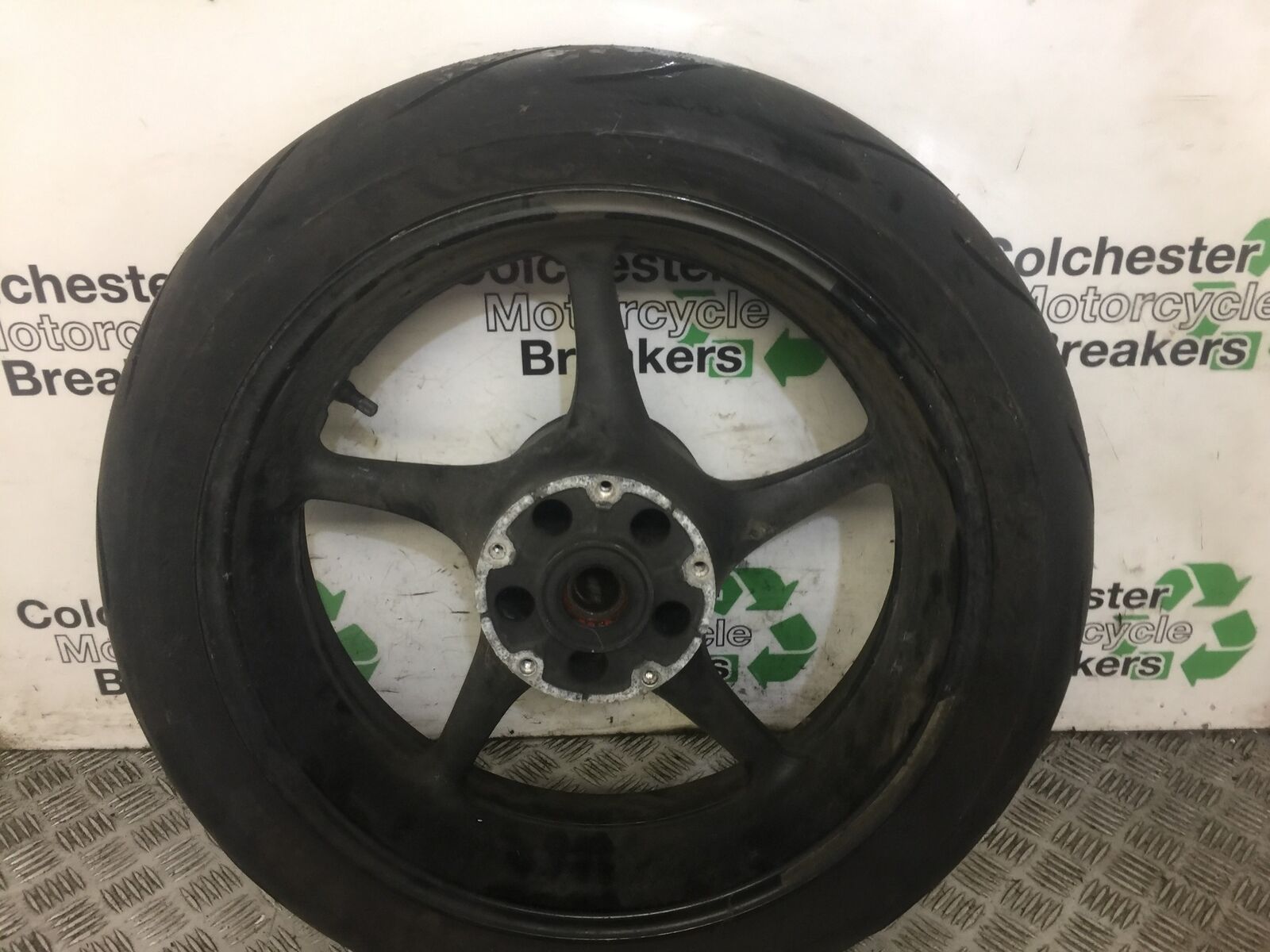 YAMAHA R6 2CO REAR WHEEL   YEAR 2006 (STOCK 607)