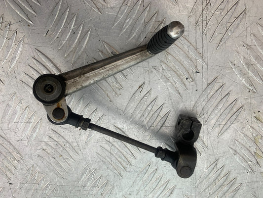 KAWASAKI GPZ600 GPZ 600 GEAR LEVER  YEAR 1988-90 (CMB1258)