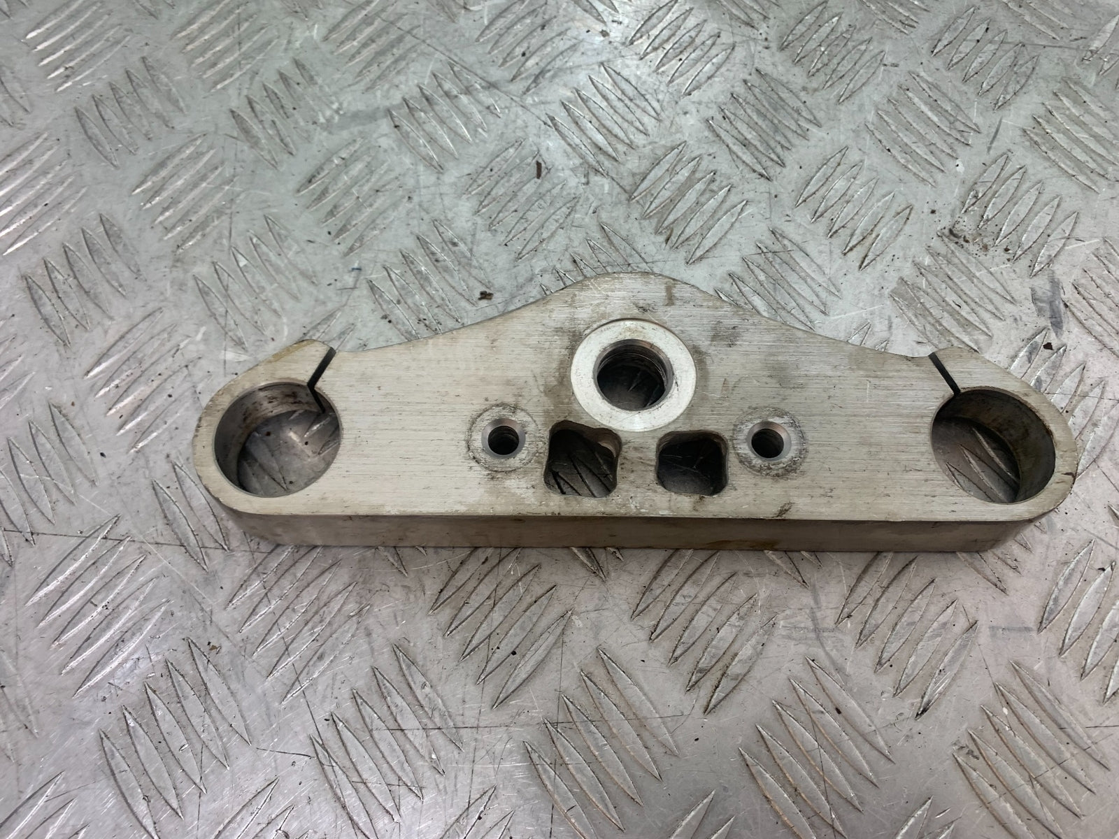 KAWASAKI VN1500 CLASSIC TOP YOKE  YEAR 1999 -2006 (CMB1166)