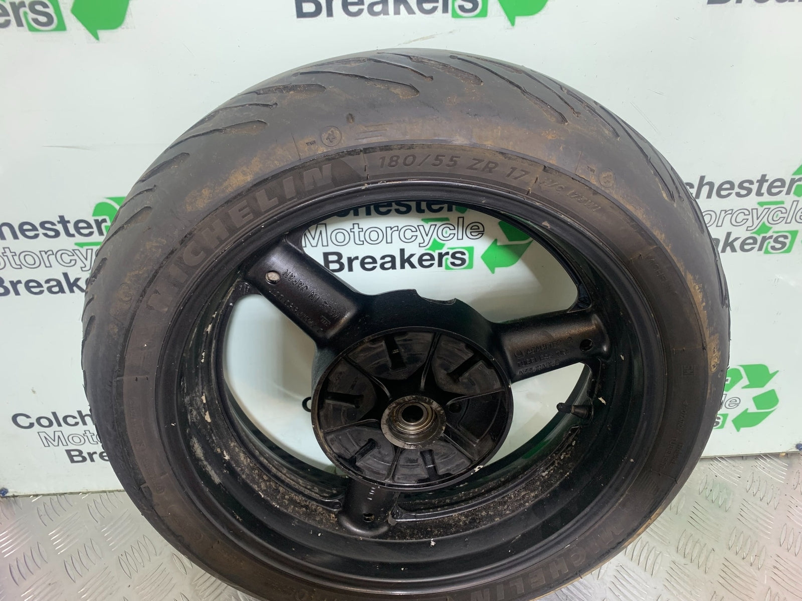 SUZUKI GSF1200  GSF 1200 BANDIT REAR WHEEL  YEAR 1997-2000 (CMB1149)