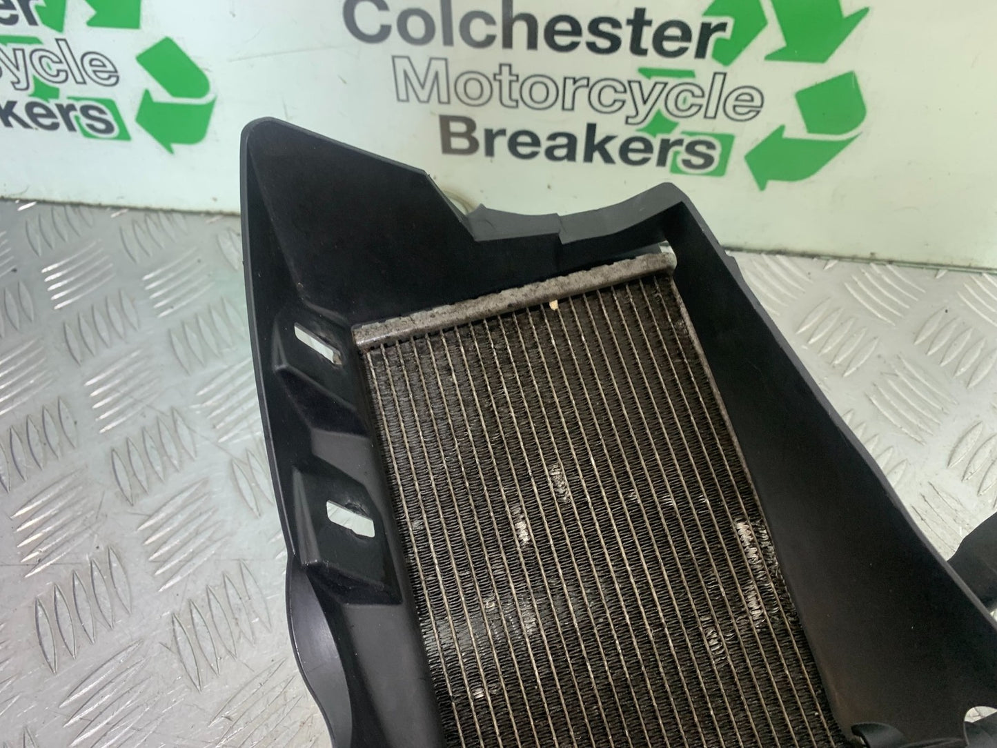 BMW R1200 R 1200 GS LEFT RADIATOR YEAR 2013-2016 (CMB1257)