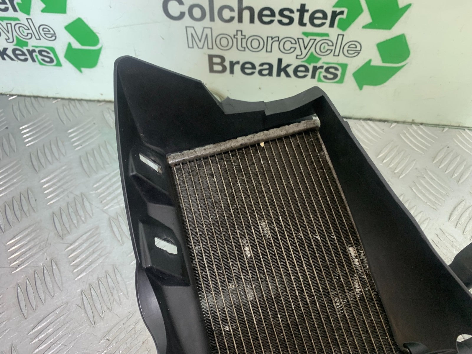 BMW R1200 R 1200 GS LEFT RADIATOR YEAR 2013-2016 (CMB1257)