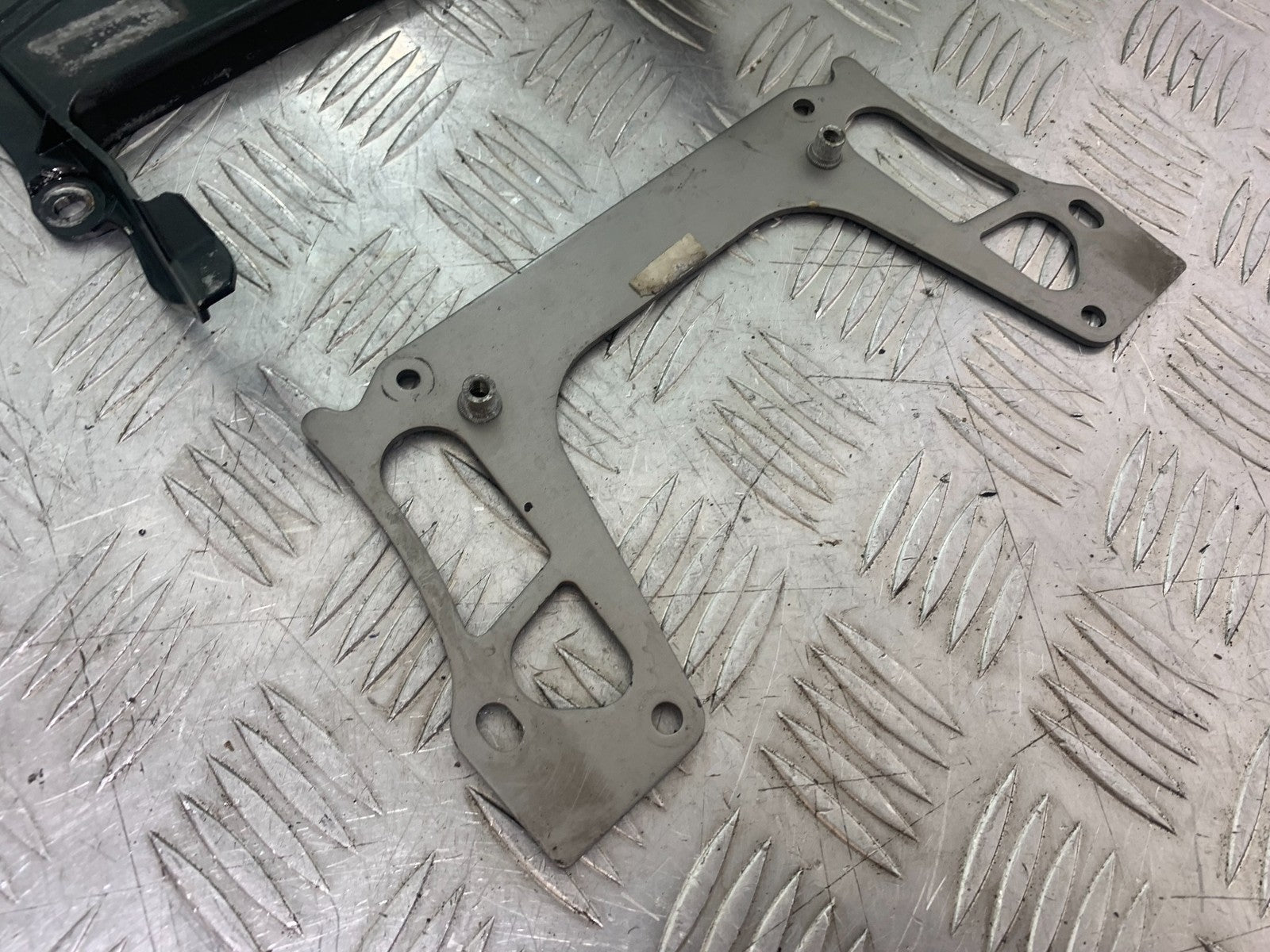 YAMAHA YZF R1 14 B BIG BANG REAR SUBFRAME BRACKETS    2009-14 (CMB1175)