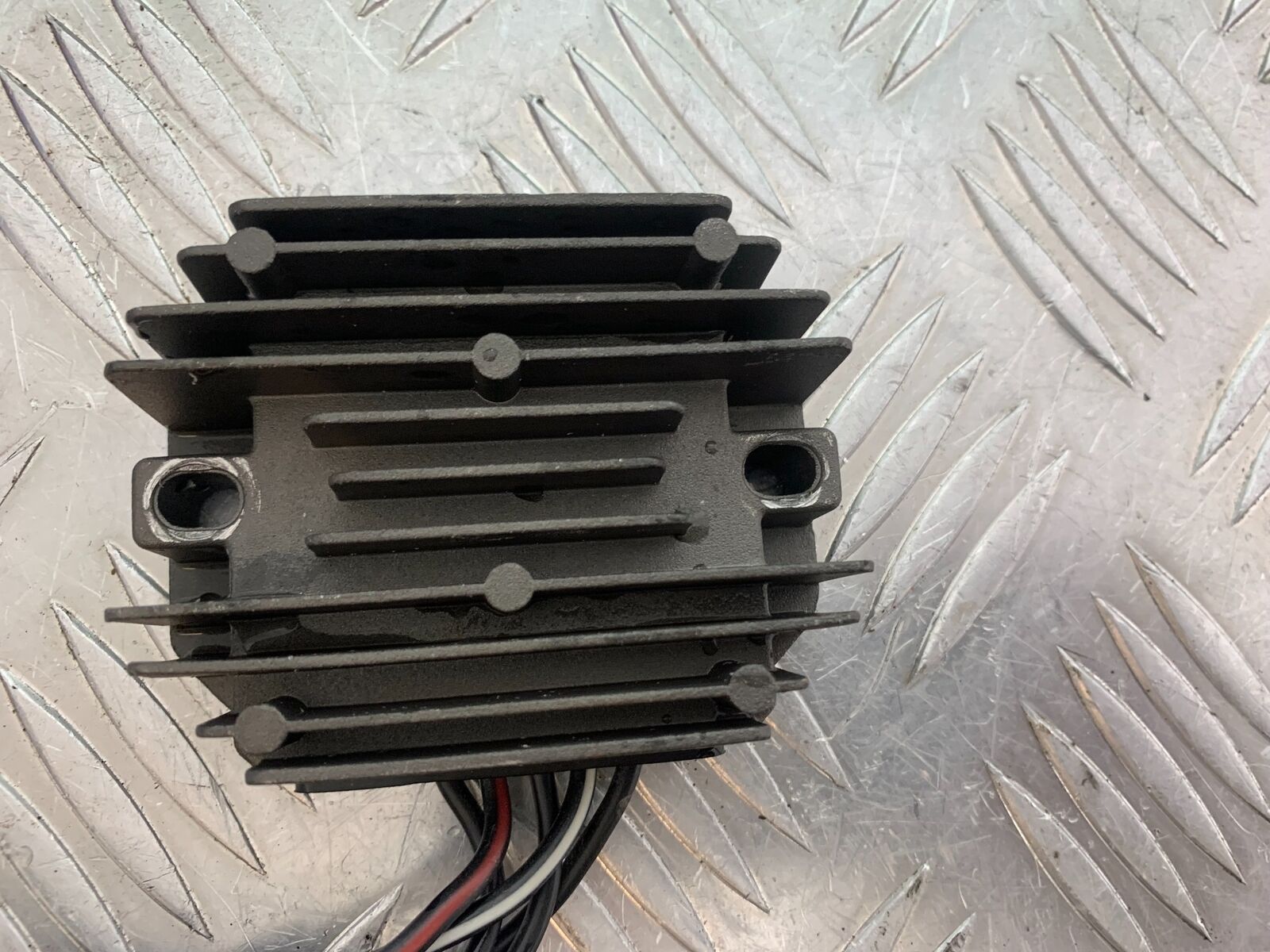 SUZUKI SV650 SV 650 mk1 REGULATOR  YEAR 1999-2002 (CMB1036)