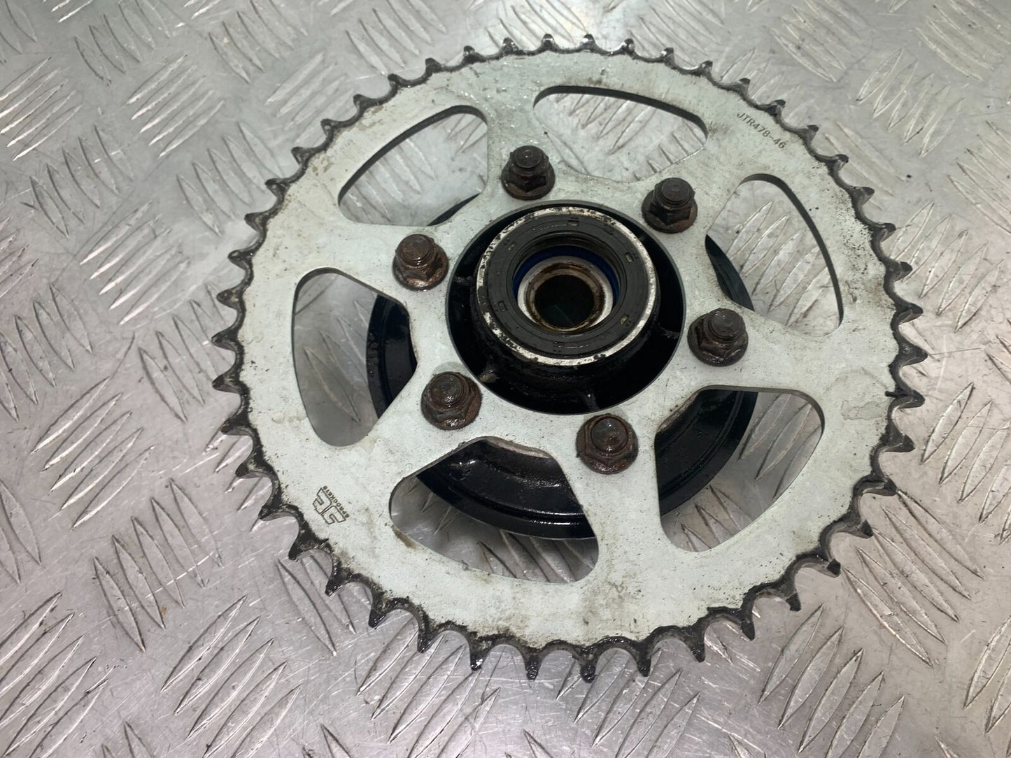 KAWASAKI ER6 F SPROCKET CARRIER  YEAR 2005-2008 (CMB1098)