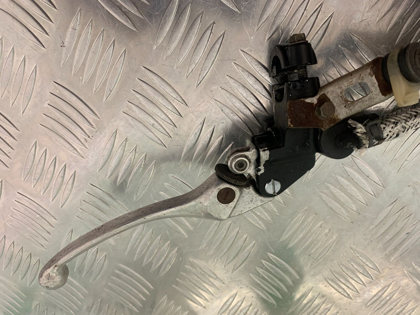 HONDA CBR 400 NC23 TRI-ARM FRONT MASTER CYLINDER YEAR 1987-89 (STOCK 969)