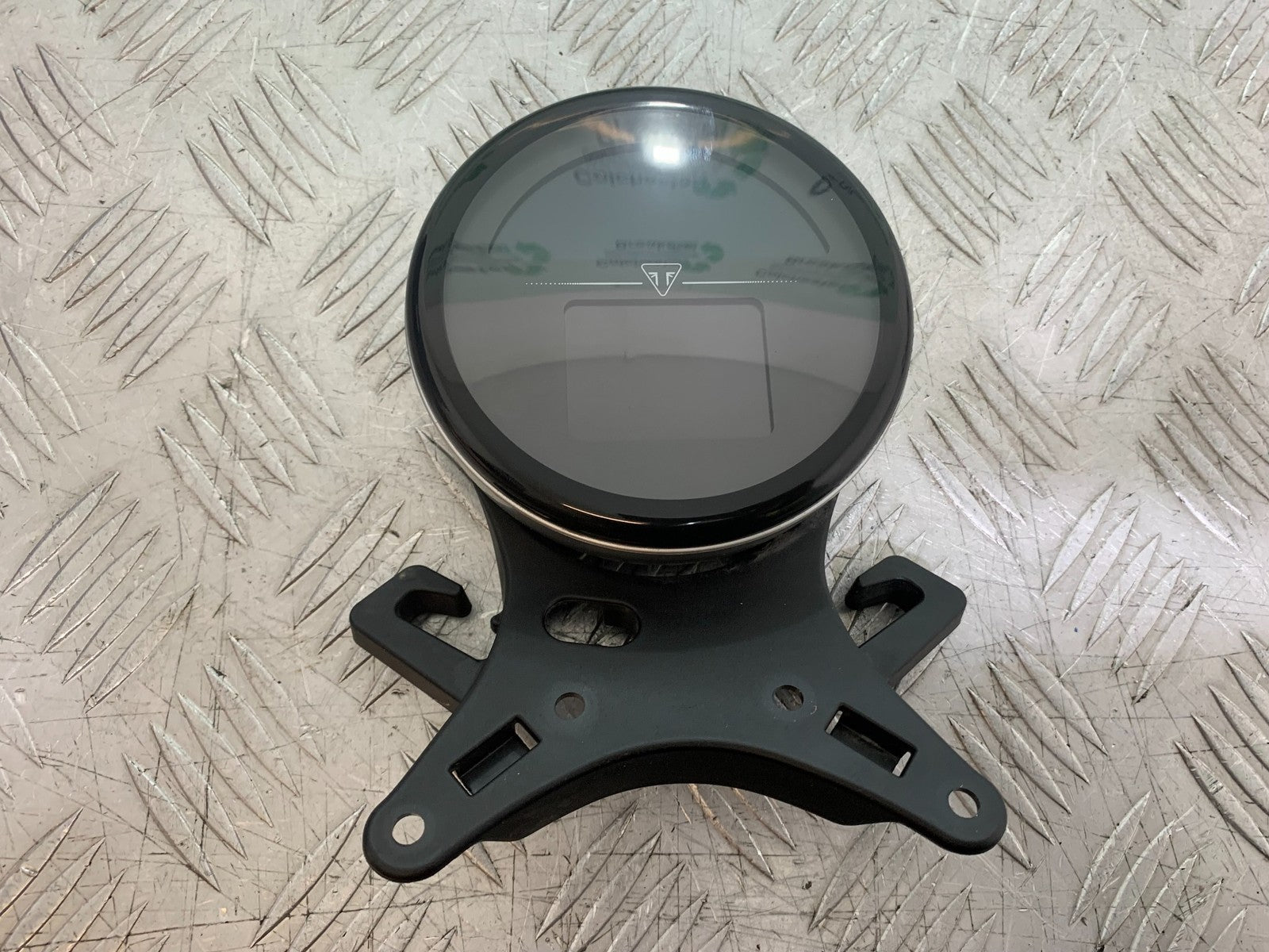 TRIUMPH TRIDENT 660 CLOCKS SPEEDO DASH (2700 MILES) YEAR 2021-2024 (CMB1295)