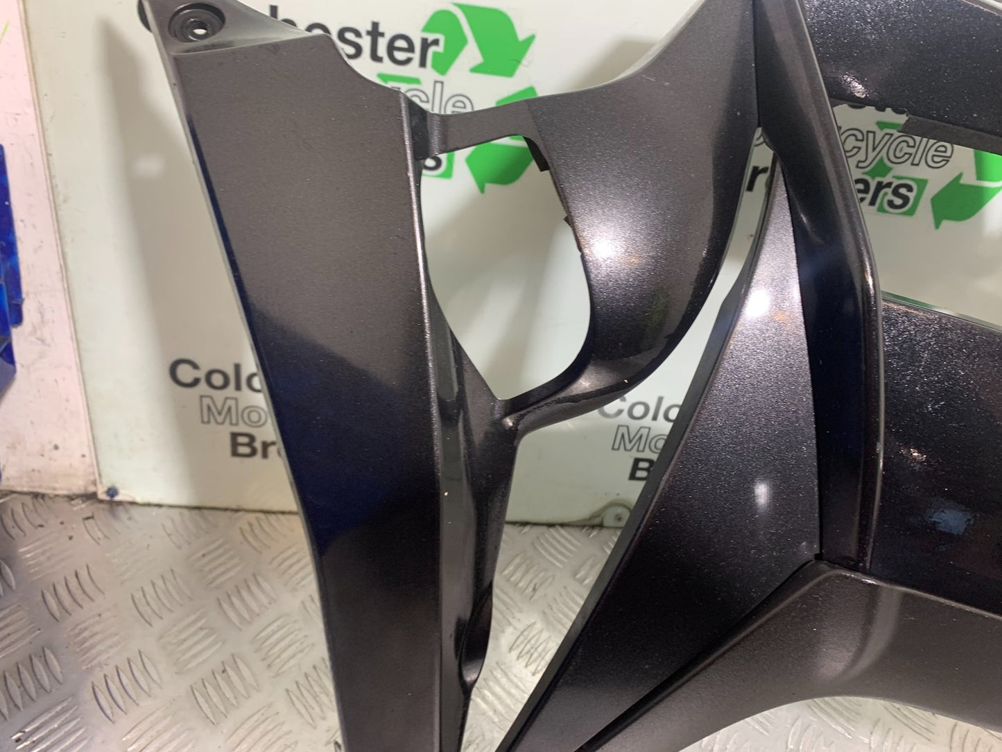 KAWASAKI Z1000 SX RIGHT FAIRING PANEL  YEAR 2014-16 (CMB1264)