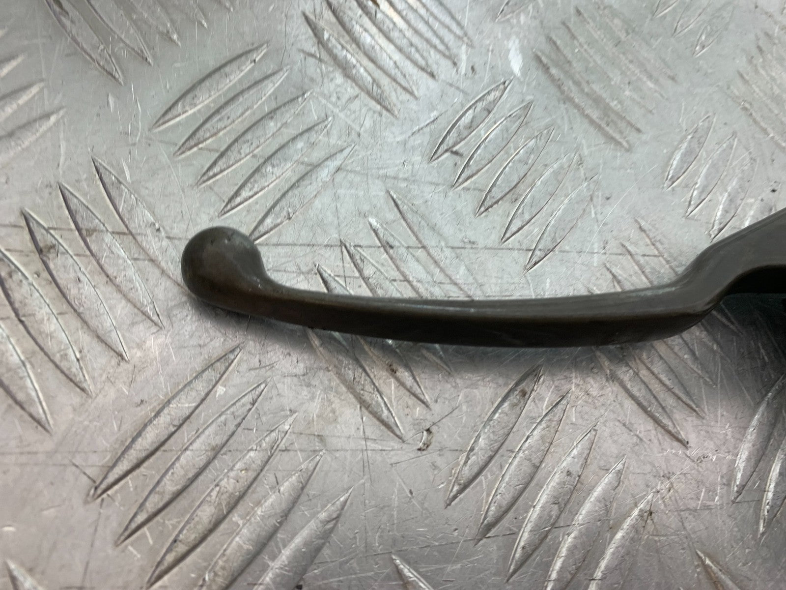 HONDA NT650 V DEAUVILLE CLUTCH LEVER AND BRACKET  YEAR 1999 (CMB1268)