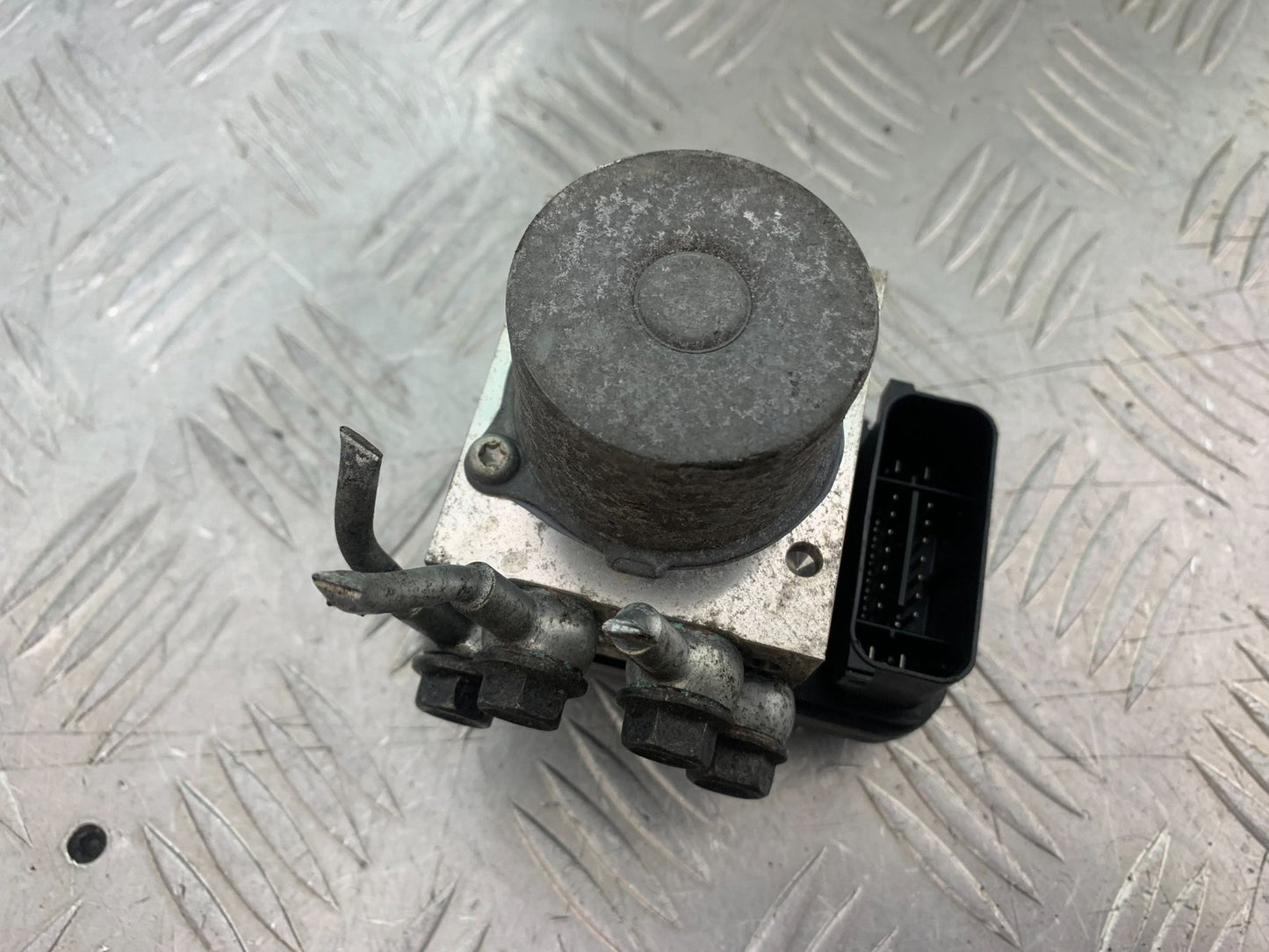 YAMAHA XMAX 125 XMAX-125 ABS PUMP  YEAR 2015-2020  (CMB1266)