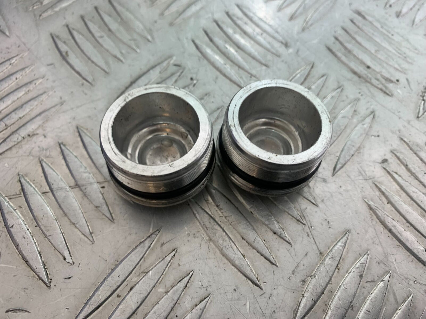 KAWASAKI Z650 ER650 KNFAN FORK CAPS   YEAR 2022-2024 (CMB1112)
