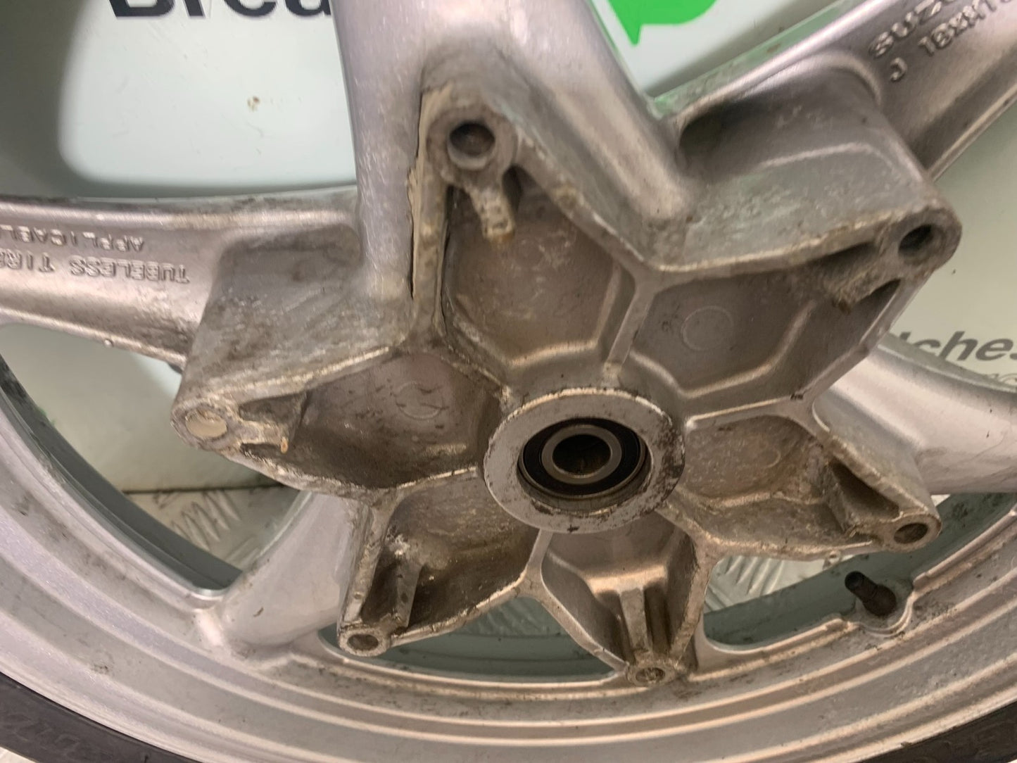 SUZUKI GSX1100 G GSX 1100 G FRONT WHEEL 1991-1996 (CMB1283)