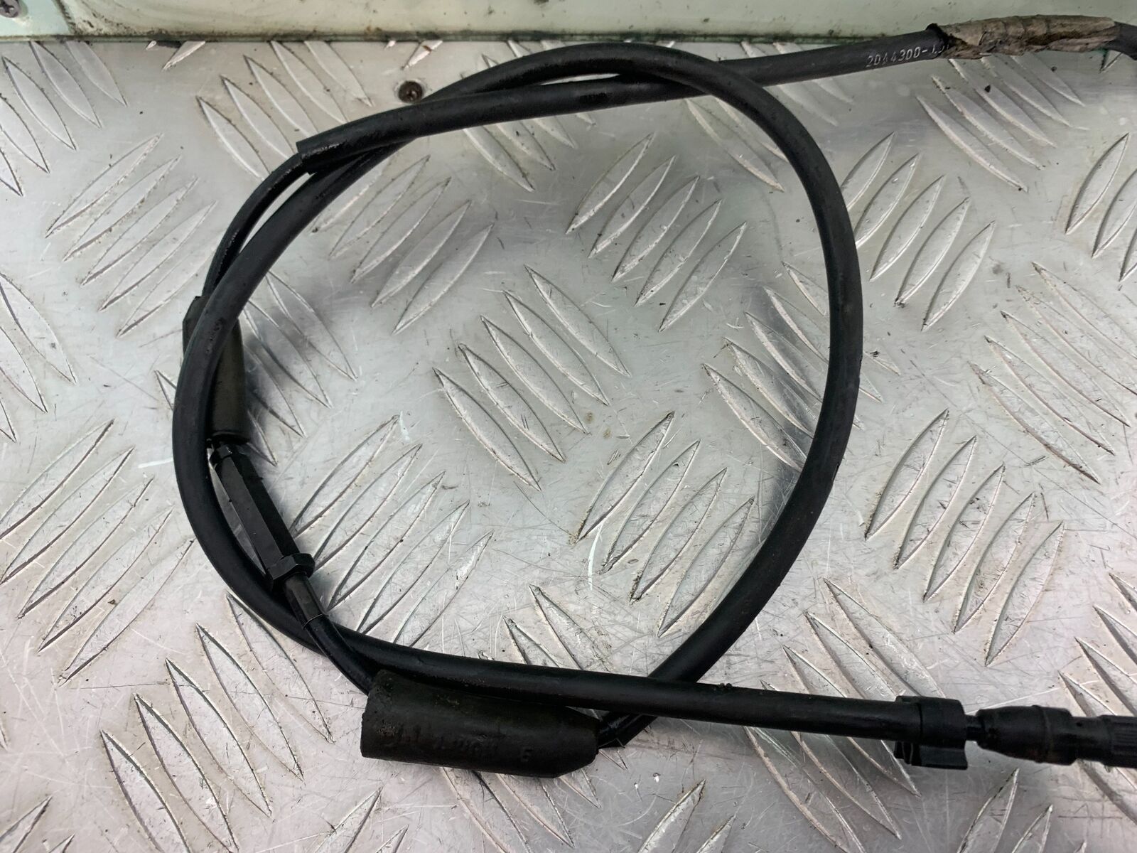 TRIUMPH THUNDERBIRD 1600 THROTTLE CABLE  YEAR 2011 (CMB1107)