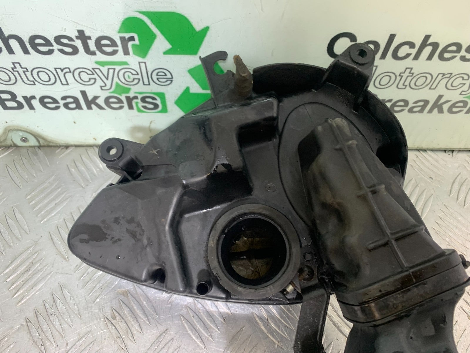 HONDA VT750 SHADOW AIRBOX   YEAR 2003-2004 (CMB1265)