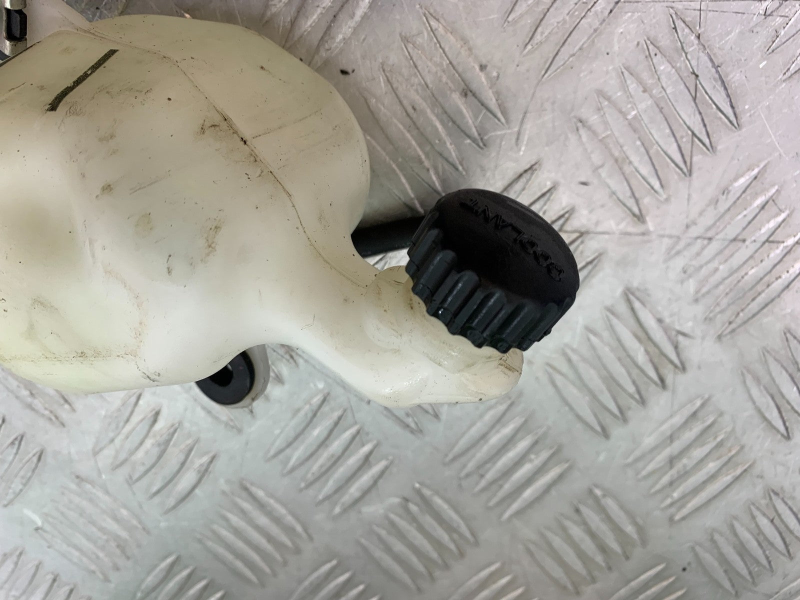 KTM 125 DUKE COOLANT BOTTLE  YEAR 2018-2023 (CMB1185)