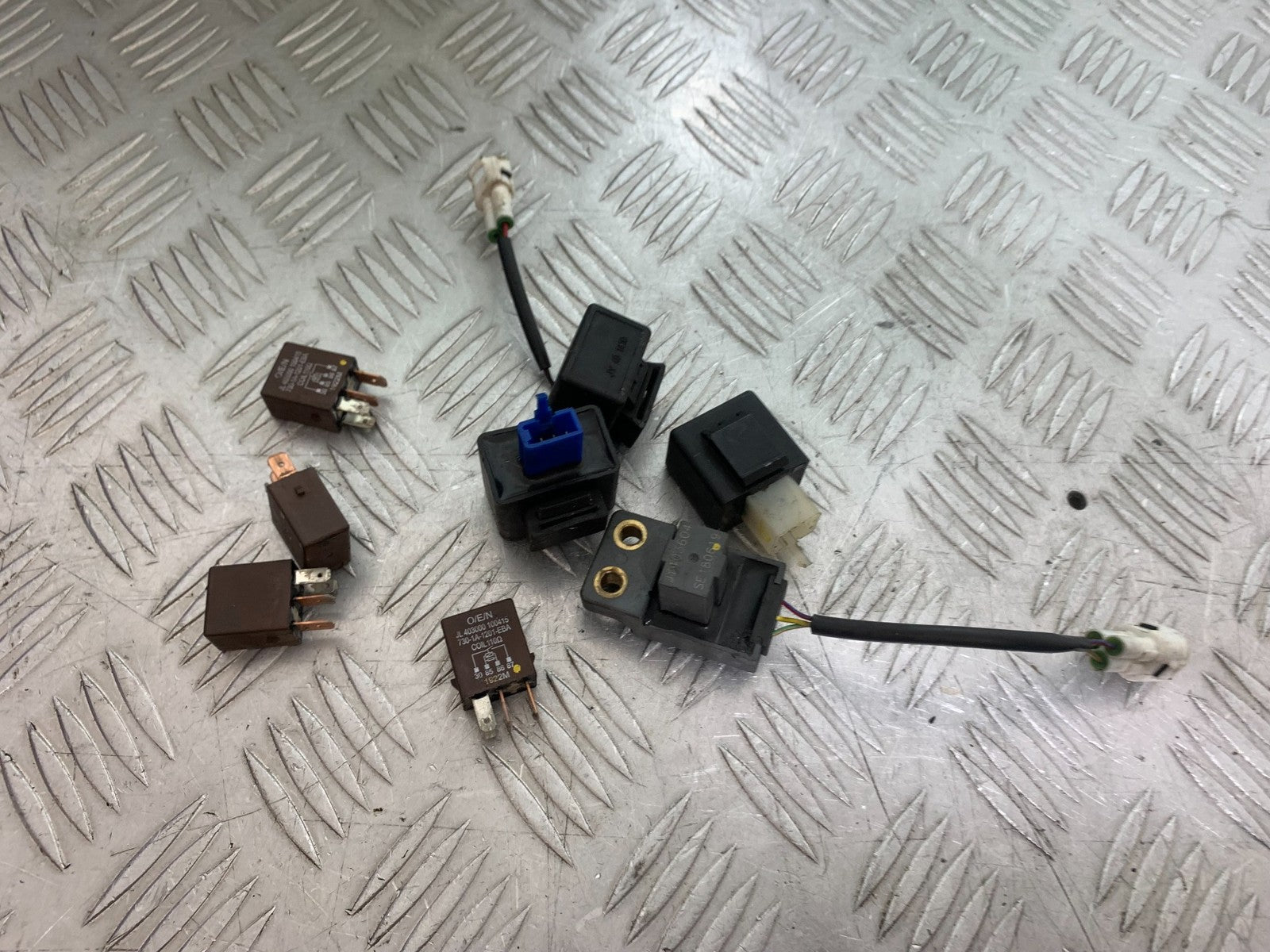 KTM DUKE 390 RELAYS   YEAR 2017- 2023 (CMB1314)