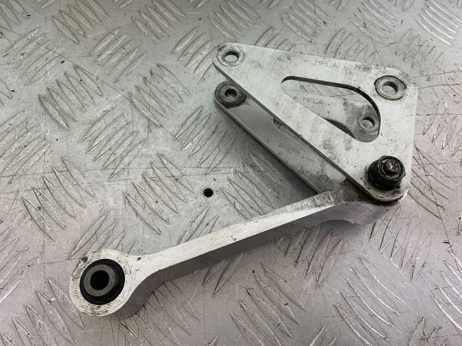 HONDA CBR1000 rr FIREBLADE REAR SHOCK LINKAGE   2008-2011 (CMB1253)